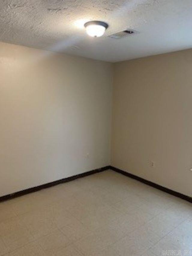 706 S 5th  Augusta, AR