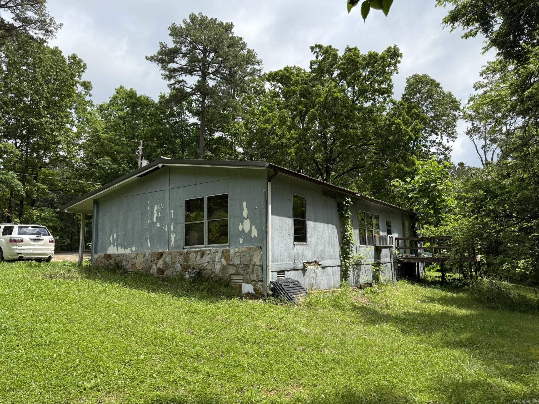 68  Davis Drive  Melbourne, AR