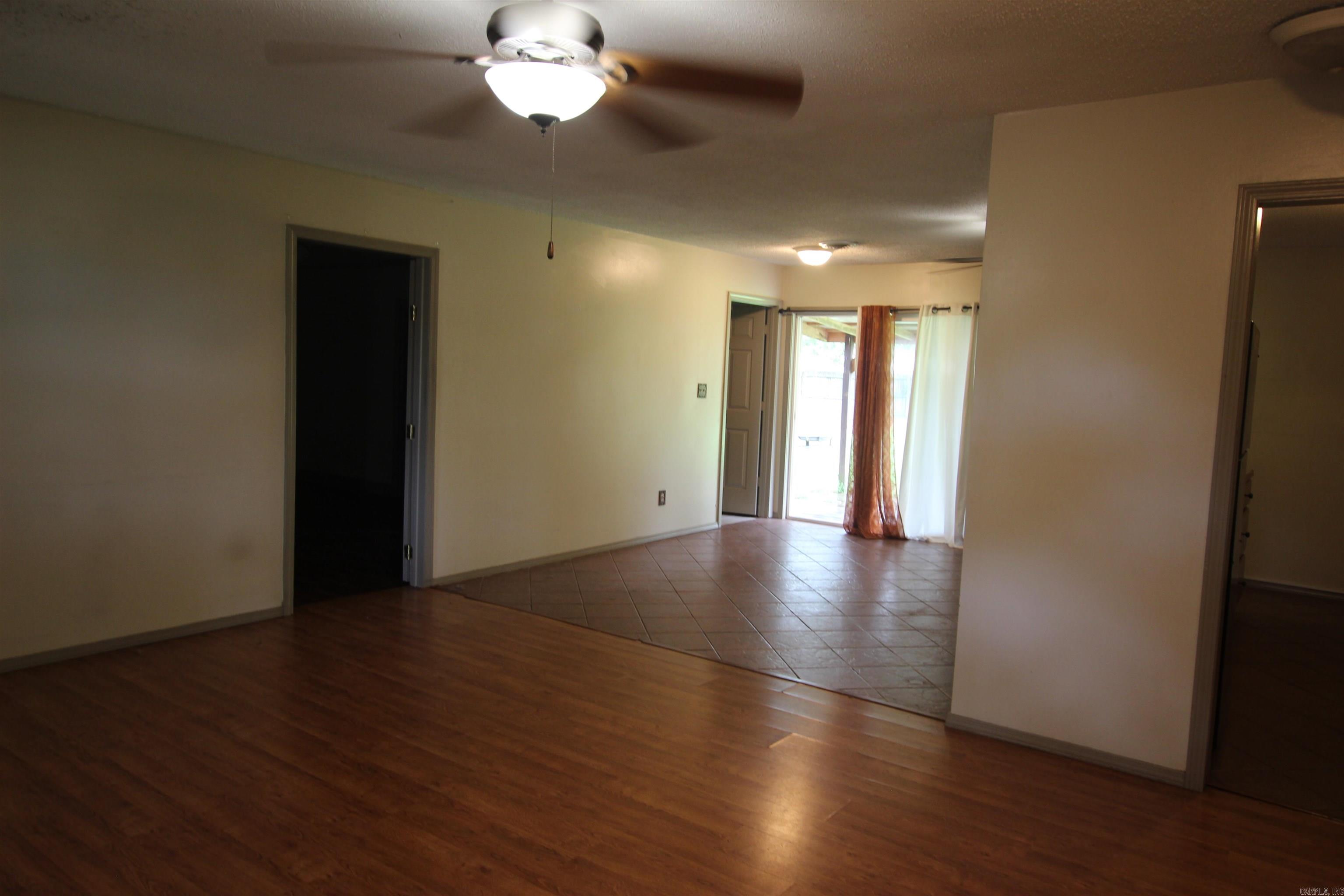 1101 S Tampa  Russellville, AR