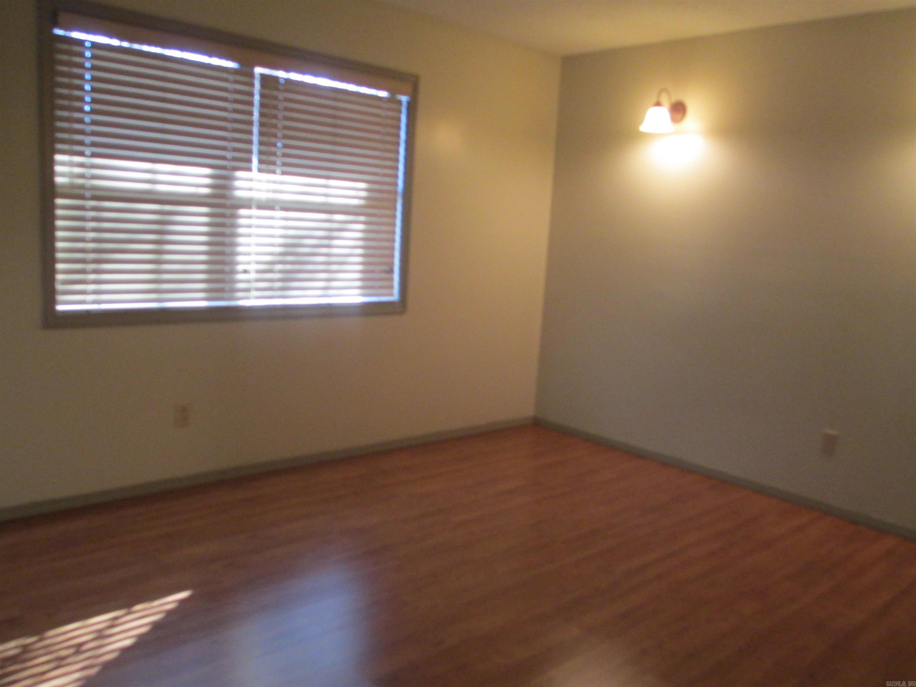 1101 S Tampa  Russellville, AR