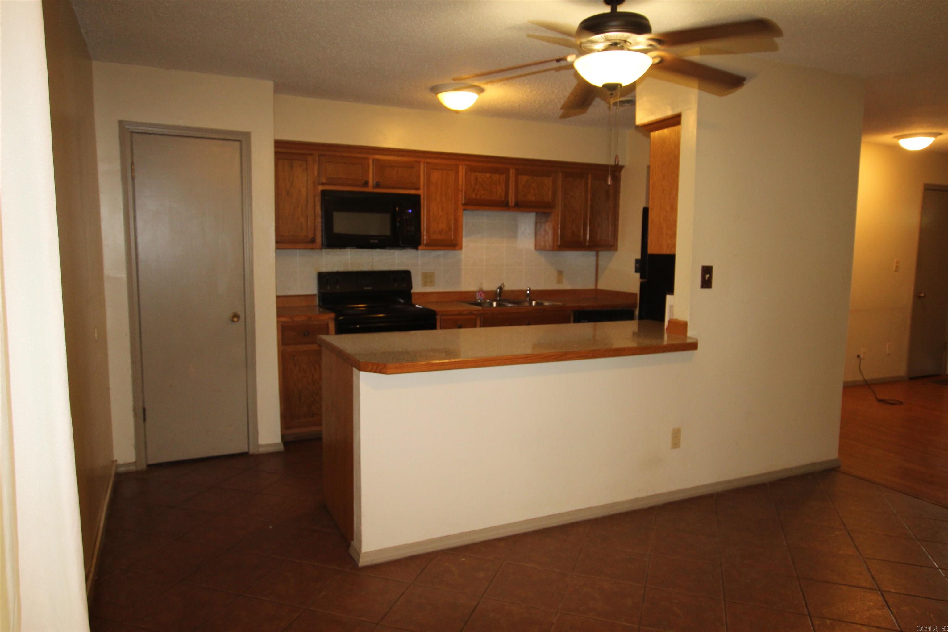 1101 S Tampa  Russellville, AR