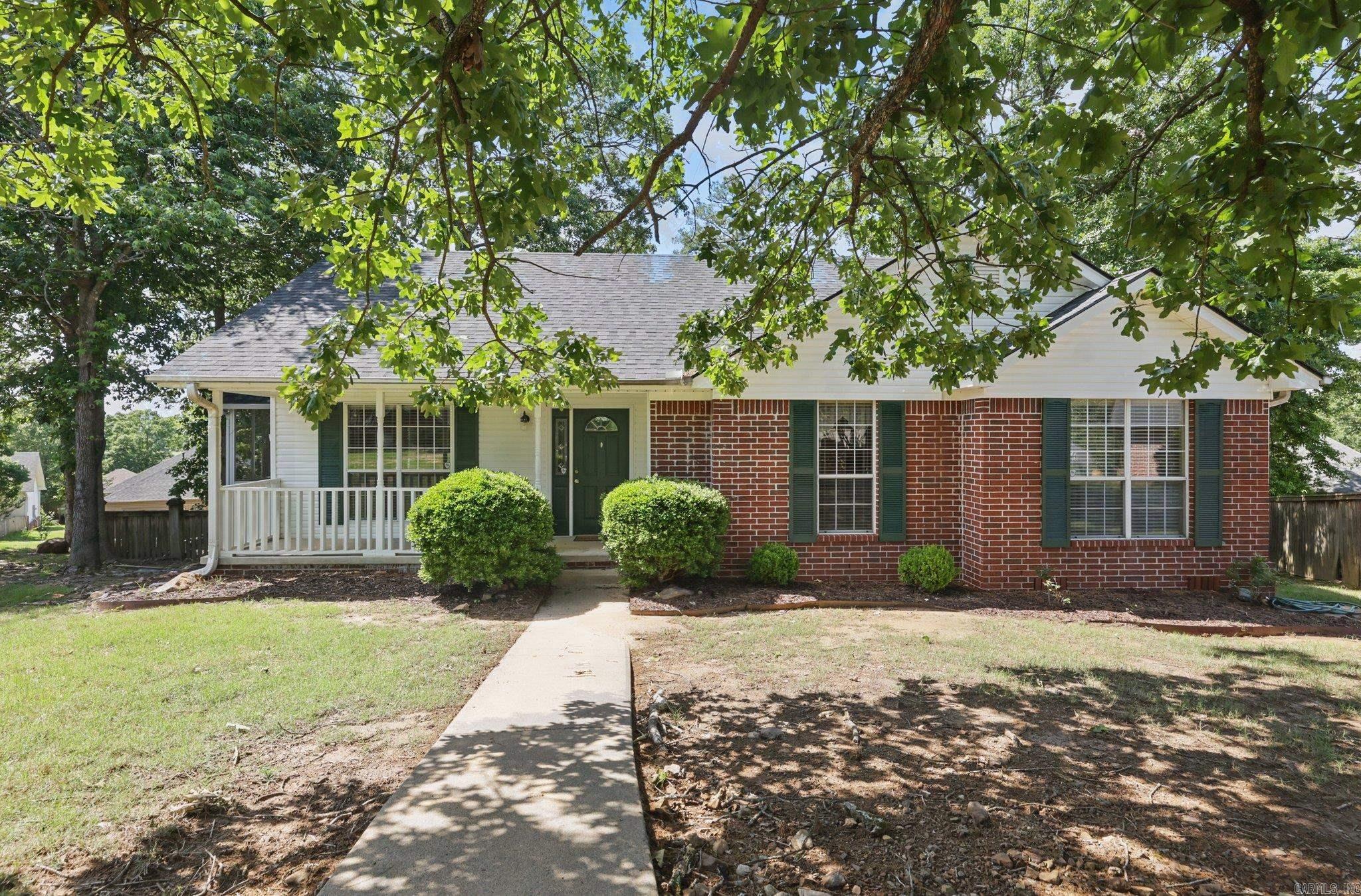 19  Golden Oaks  Maumelle, AR