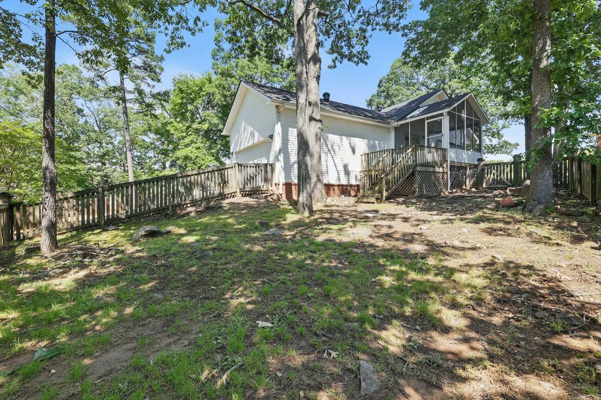 19  Golden Oaks  Maumelle, AR