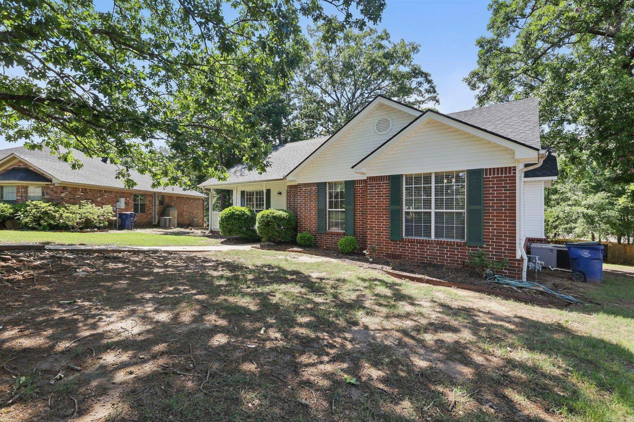 19  Golden Oaks  Maumelle, AR