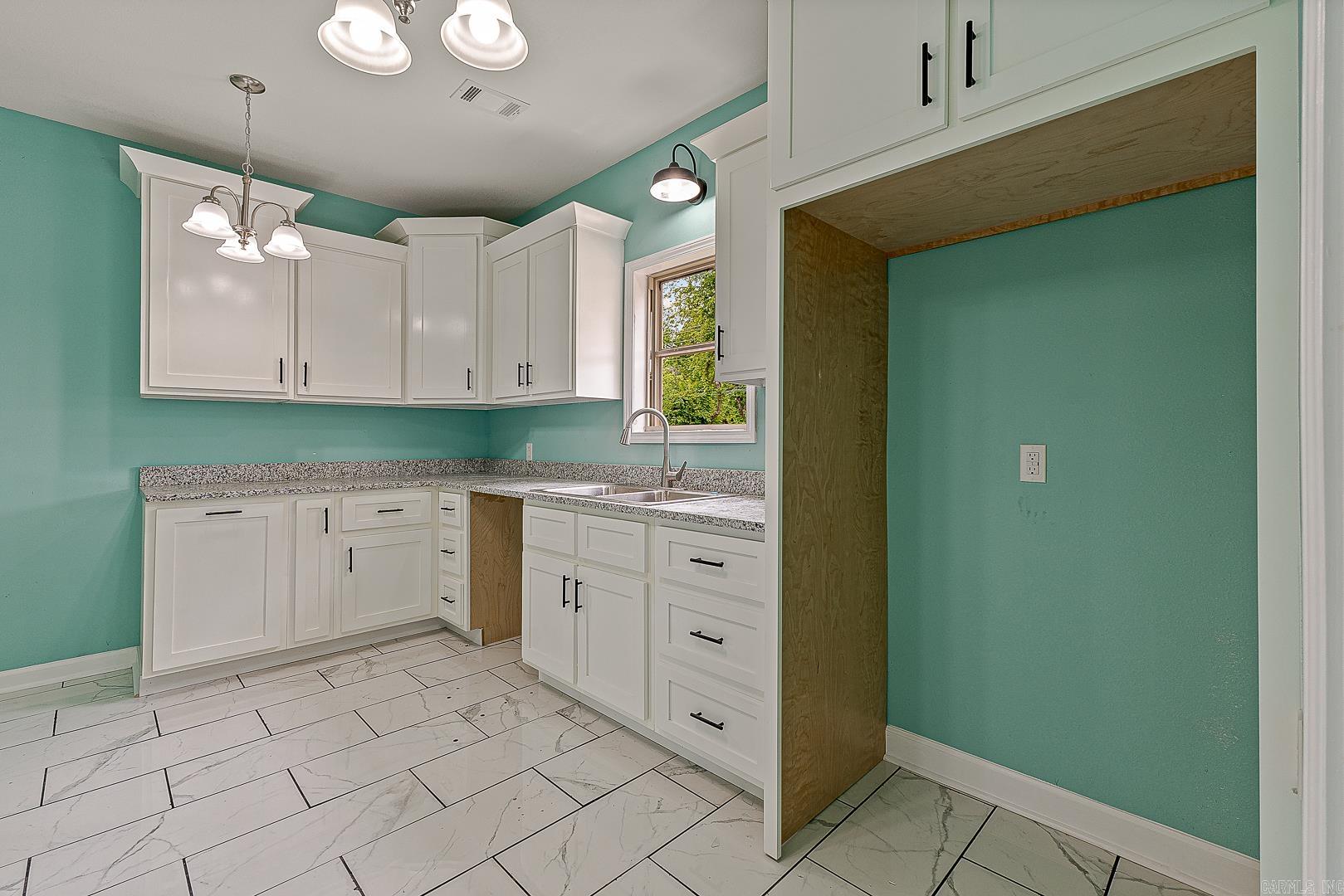615 W Main  Trumann, AR