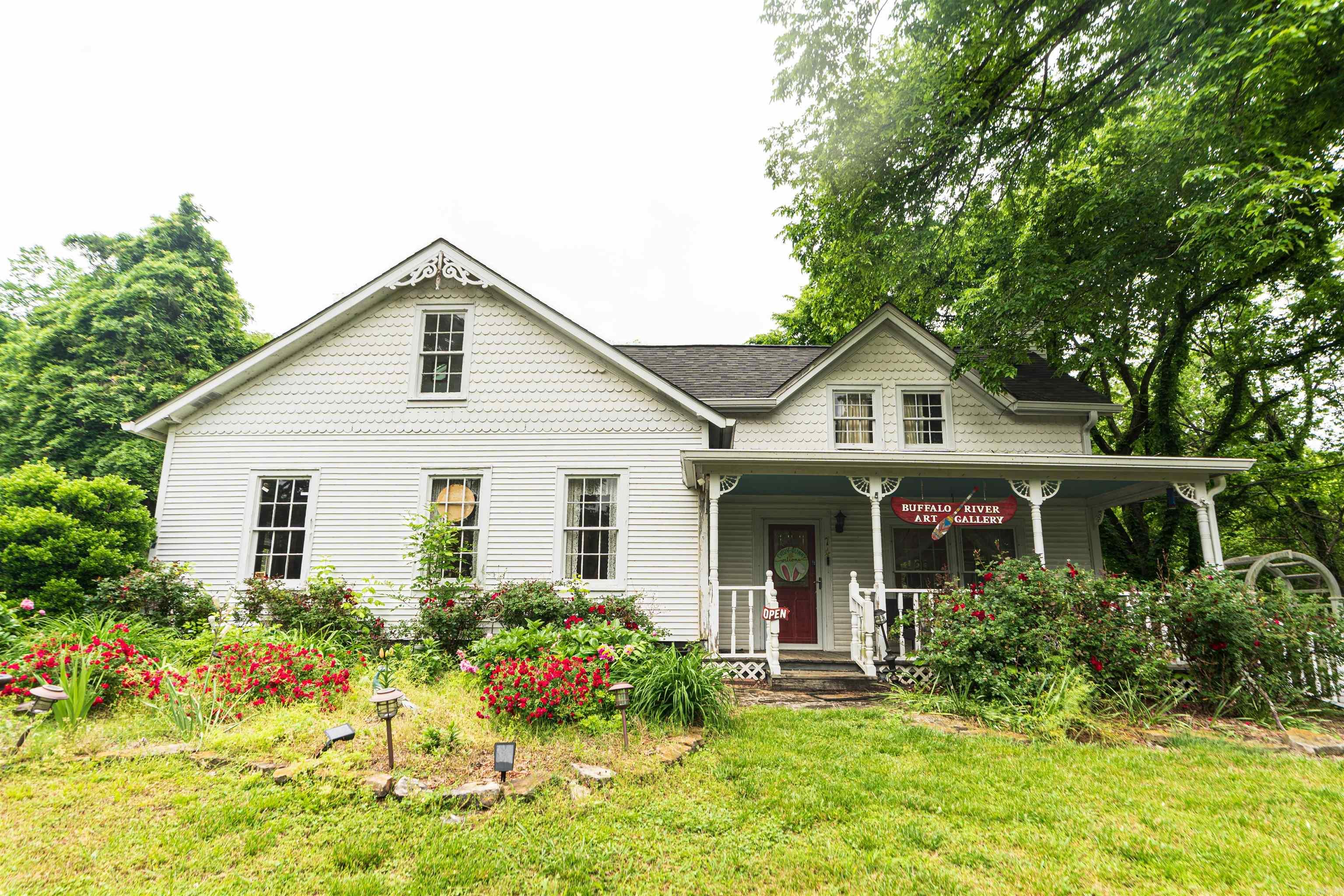 74  Church  Gilbert, AR