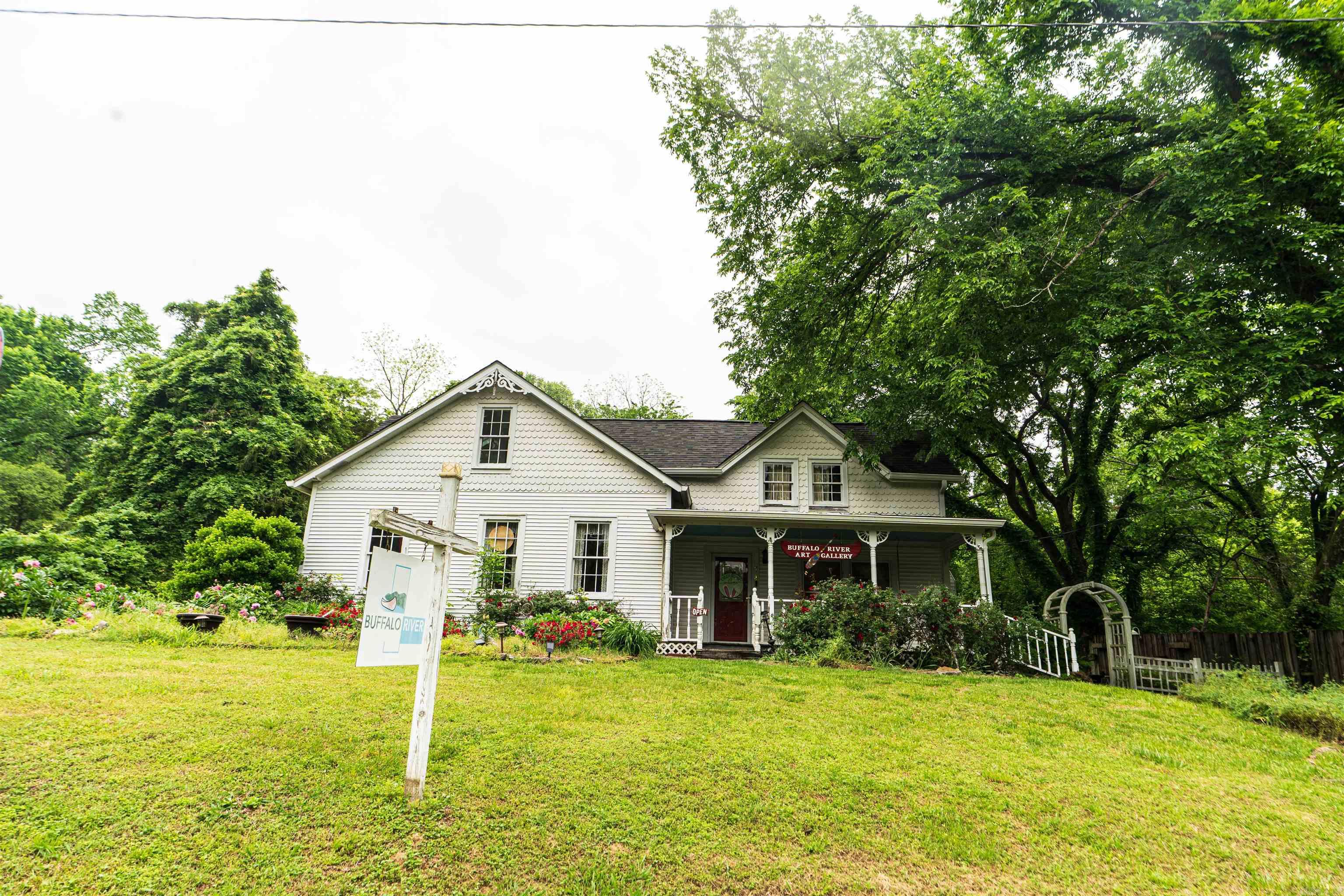 74  Church  Gilbert, AR