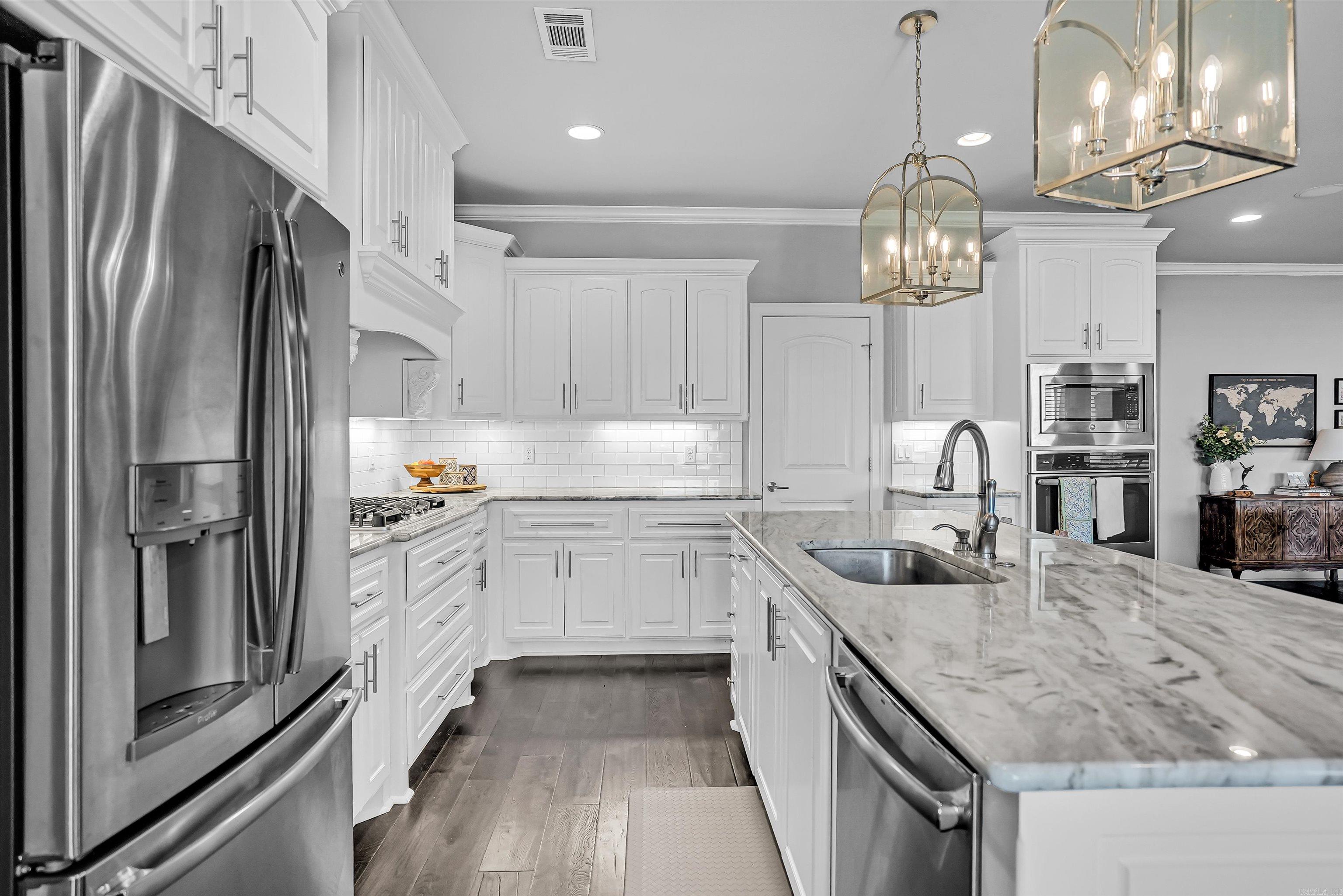 9224  Meadow Gardens  Sherwood, AR