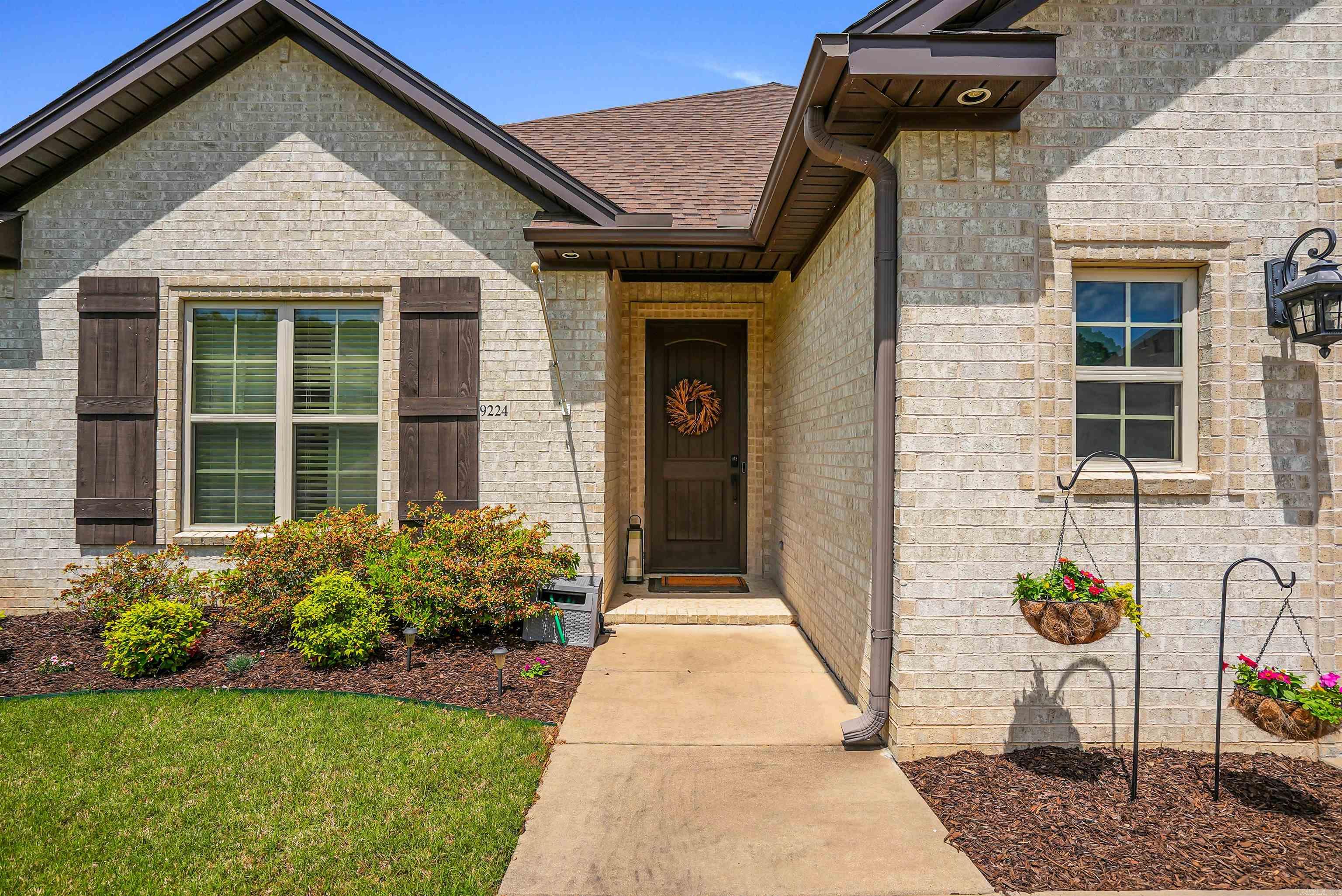 9224  Meadow Gardens  Sherwood, AR