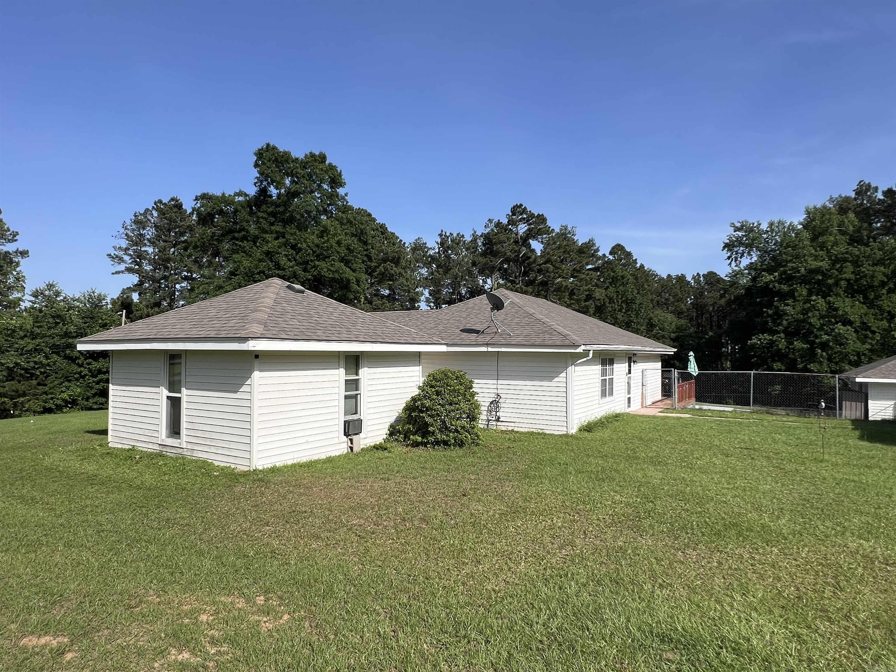 139  Windy Hills  Monticello, AR
