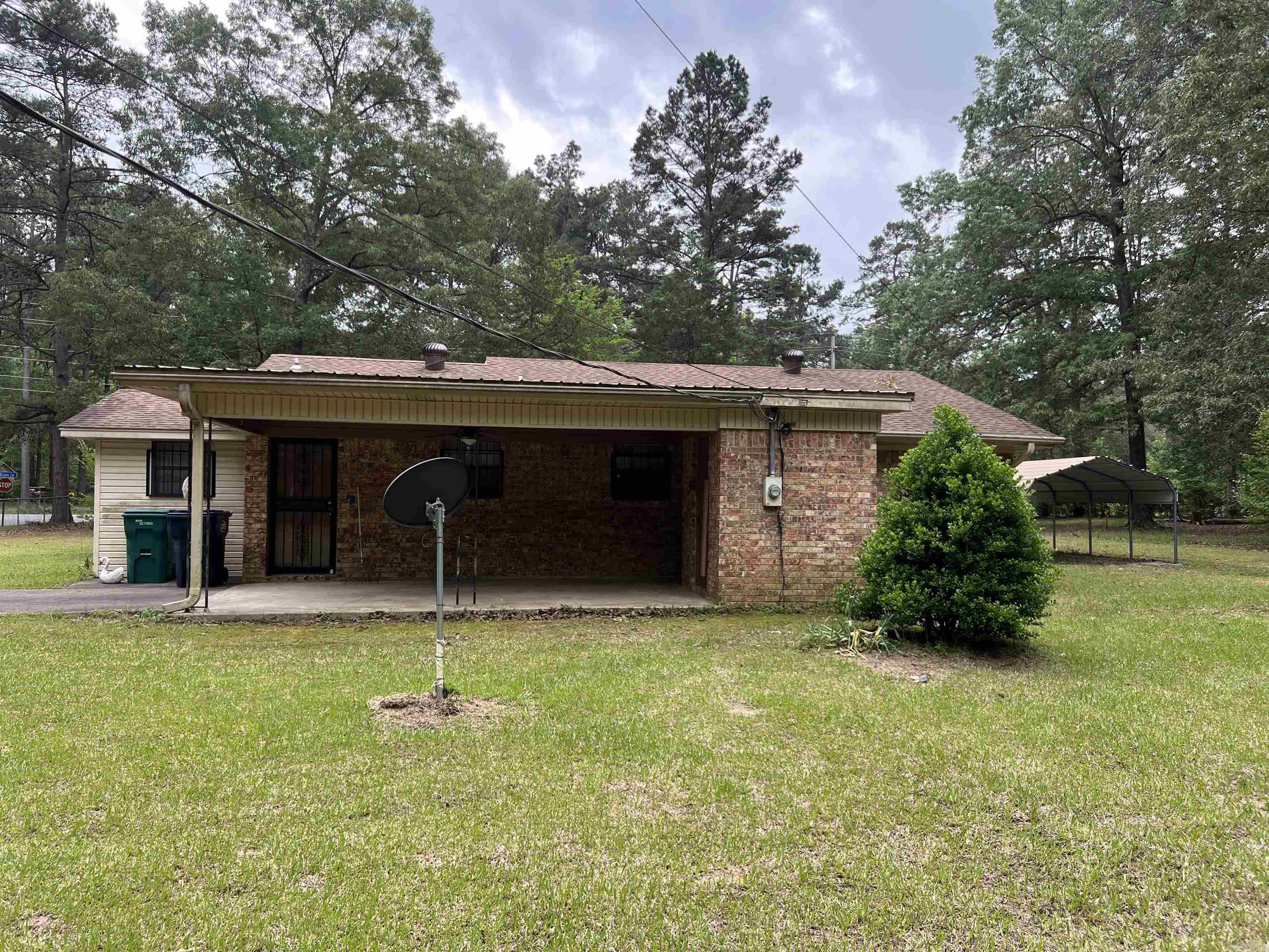 1701  Dixon  Pine Bluff, AR