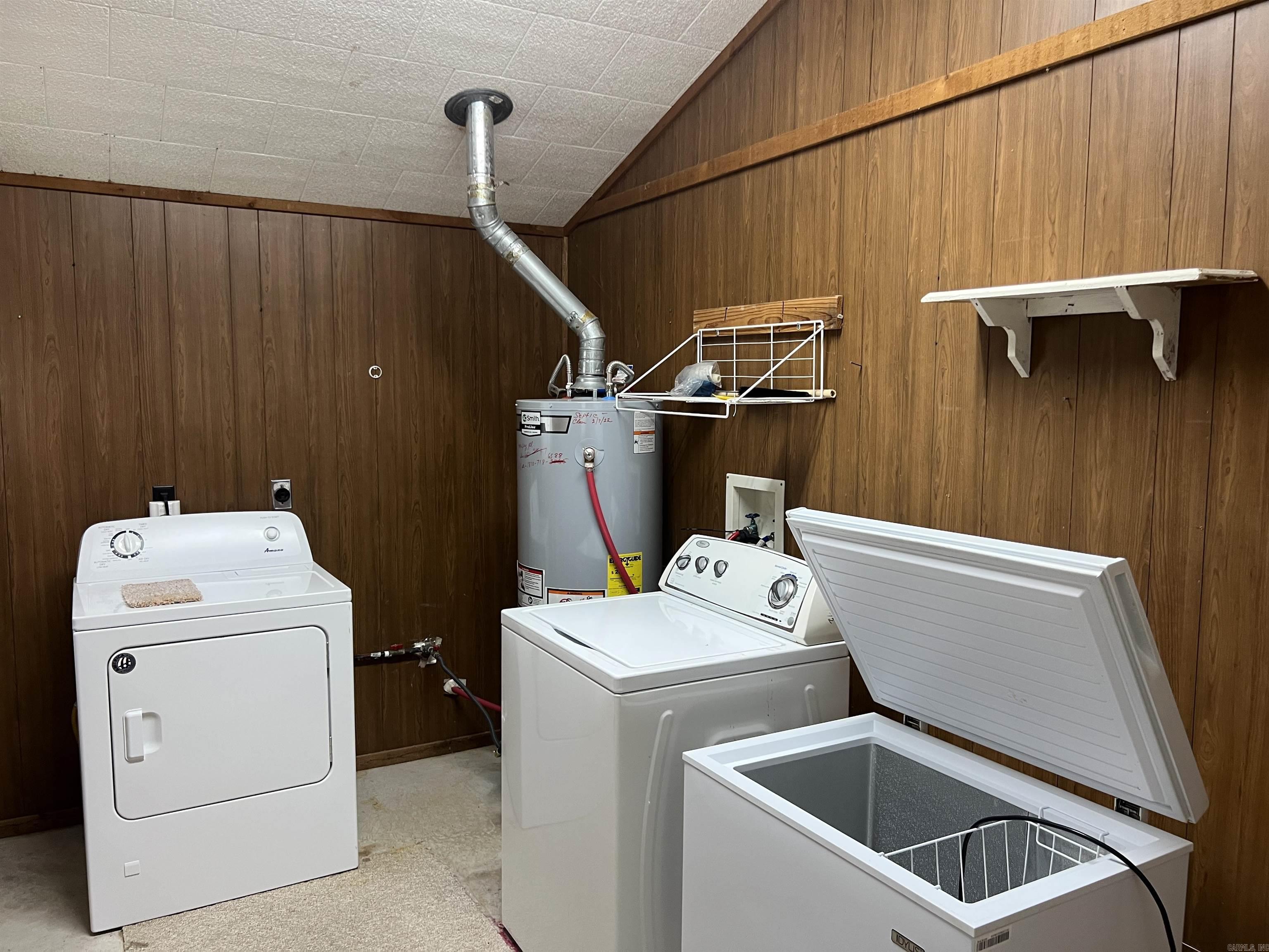 1701  Dixon  Pine Bluff, AR