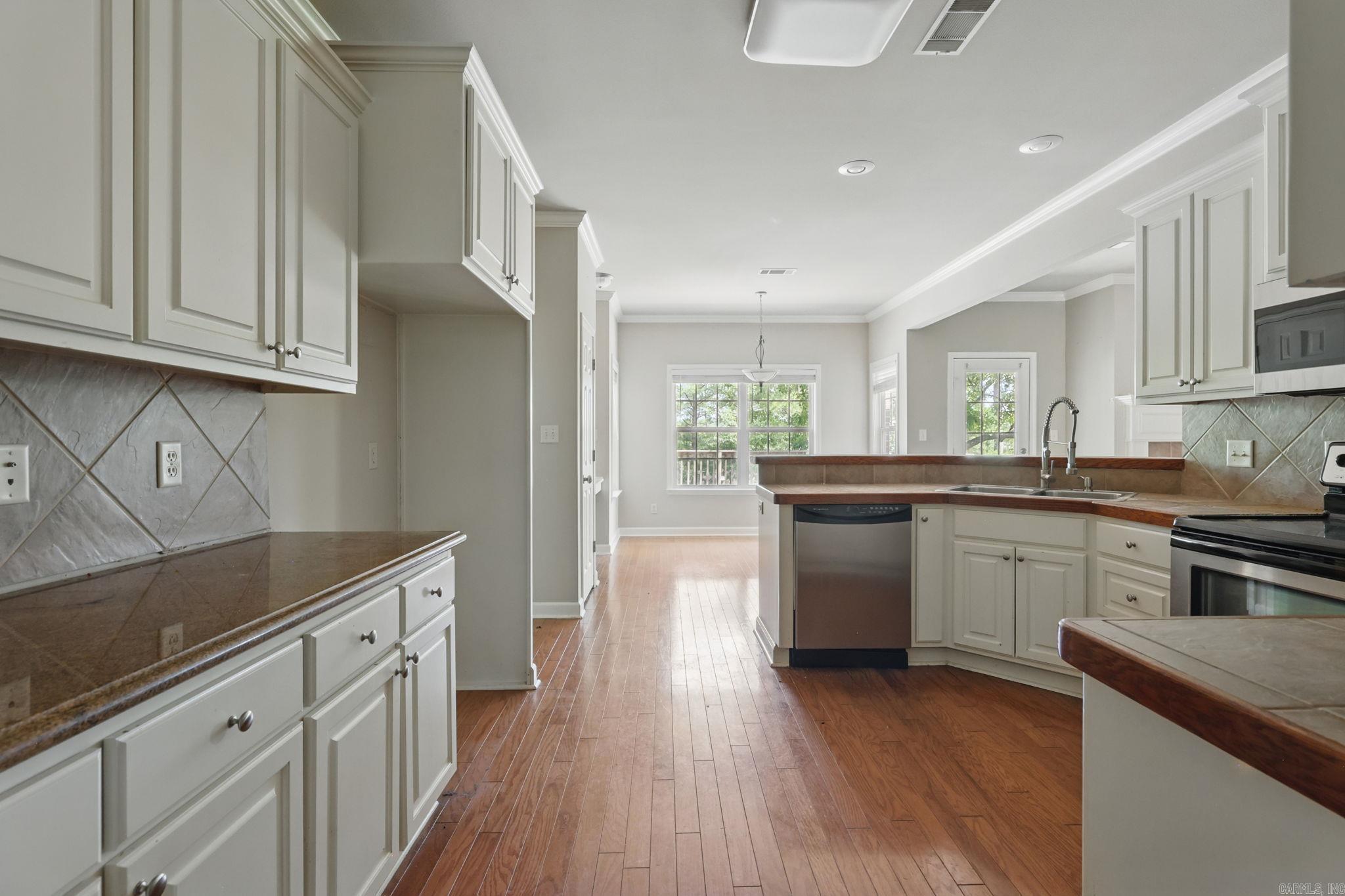 113  Shady  Maumelle, AR