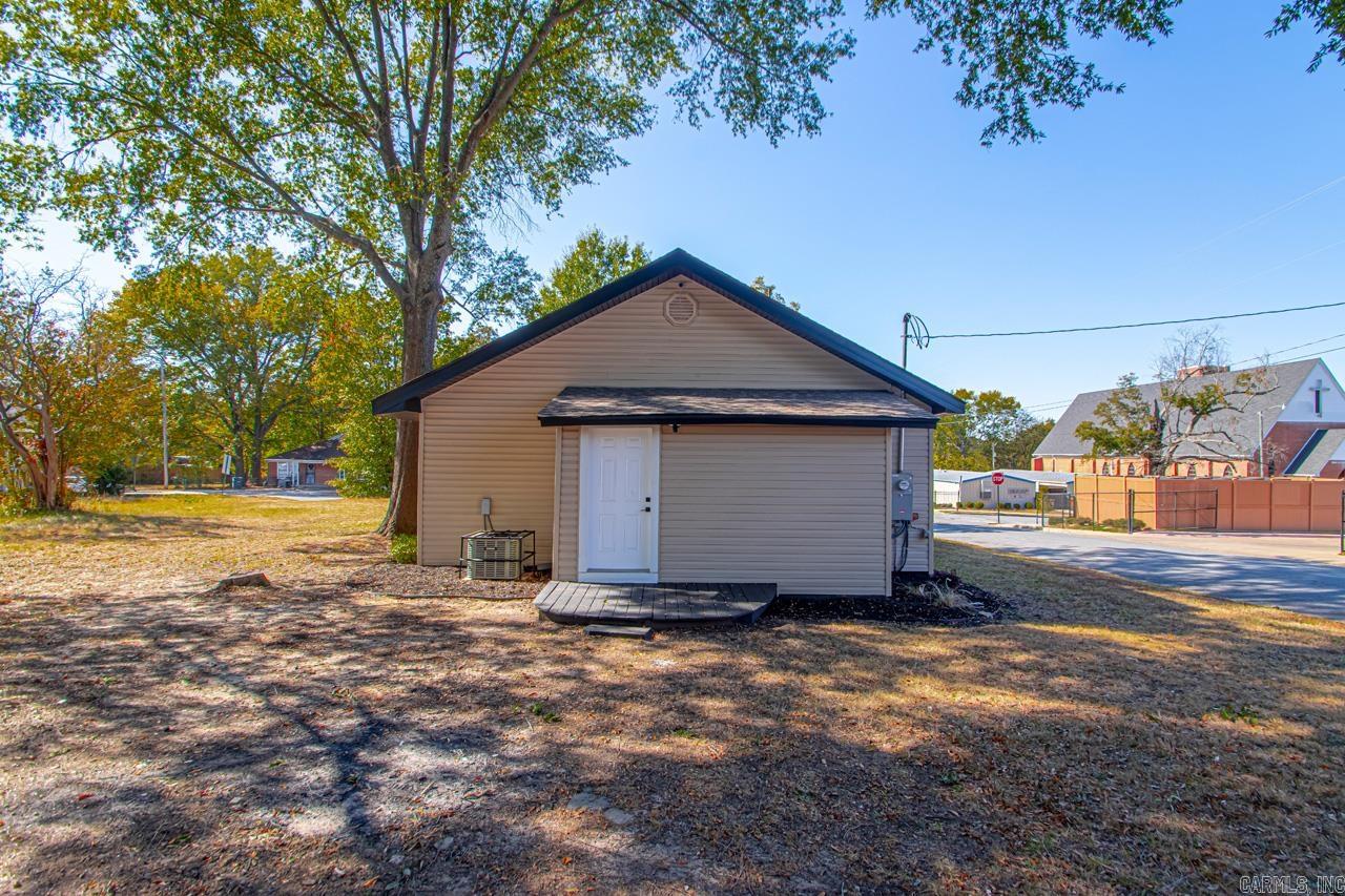 2501 S Maple  Little Rock, AR