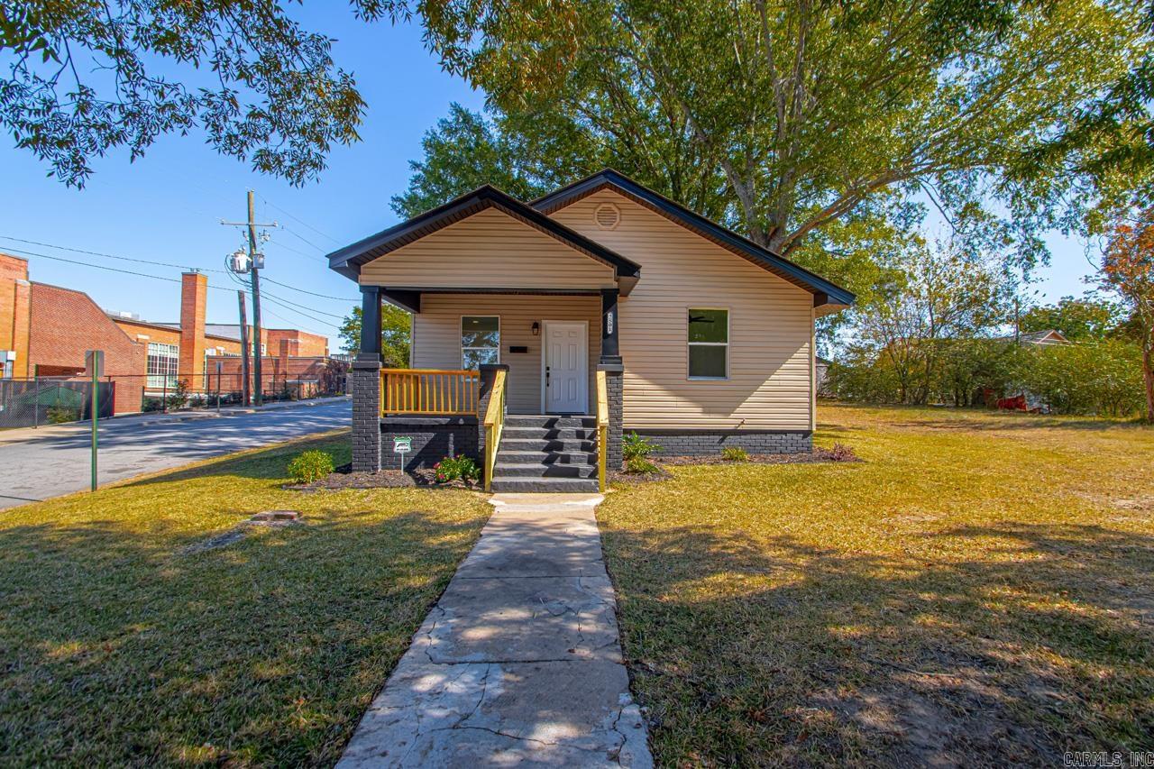 2501 S Maple  Little Rock, AR