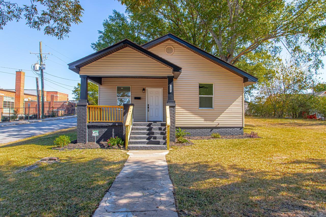 2501 S Maple  Little Rock, AR