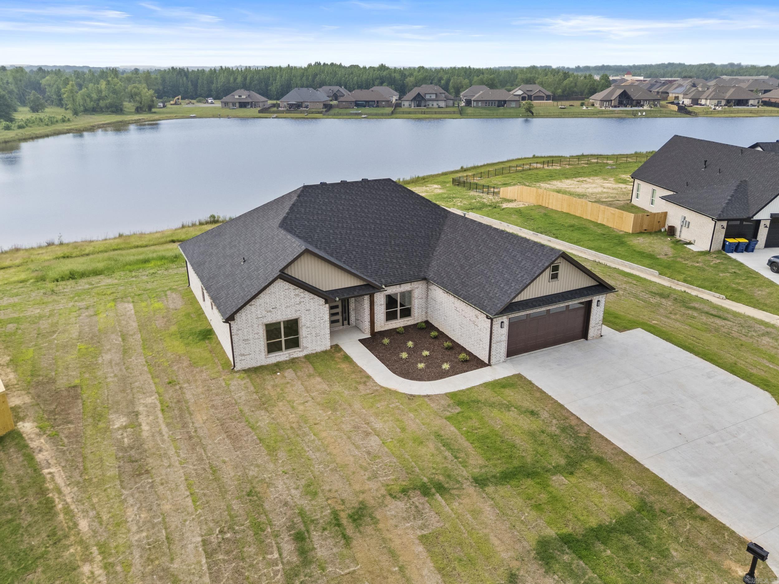 2321  Lakewood  Cabot, AR