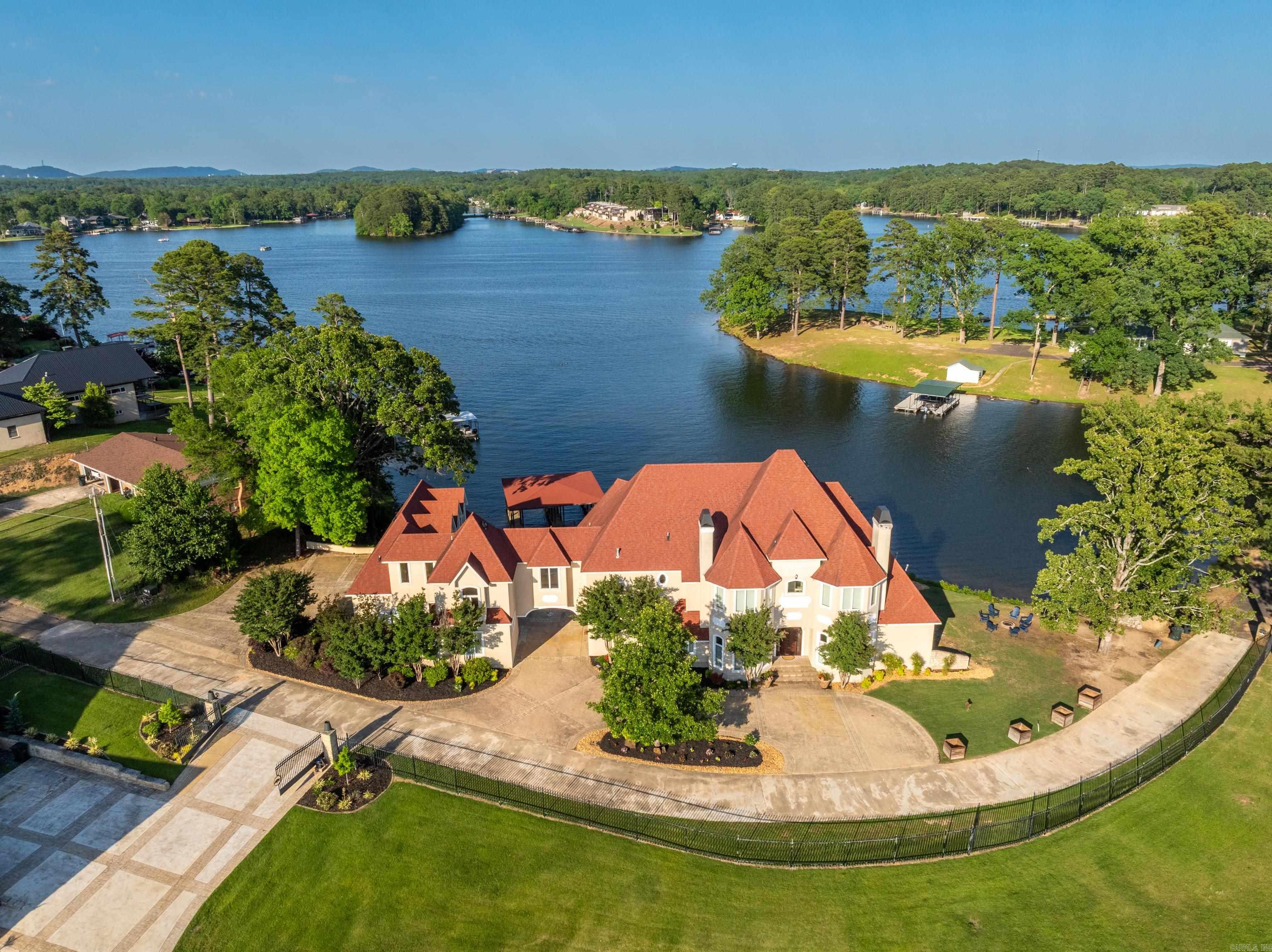 109  Roadrunner  Hot Springs, AR
