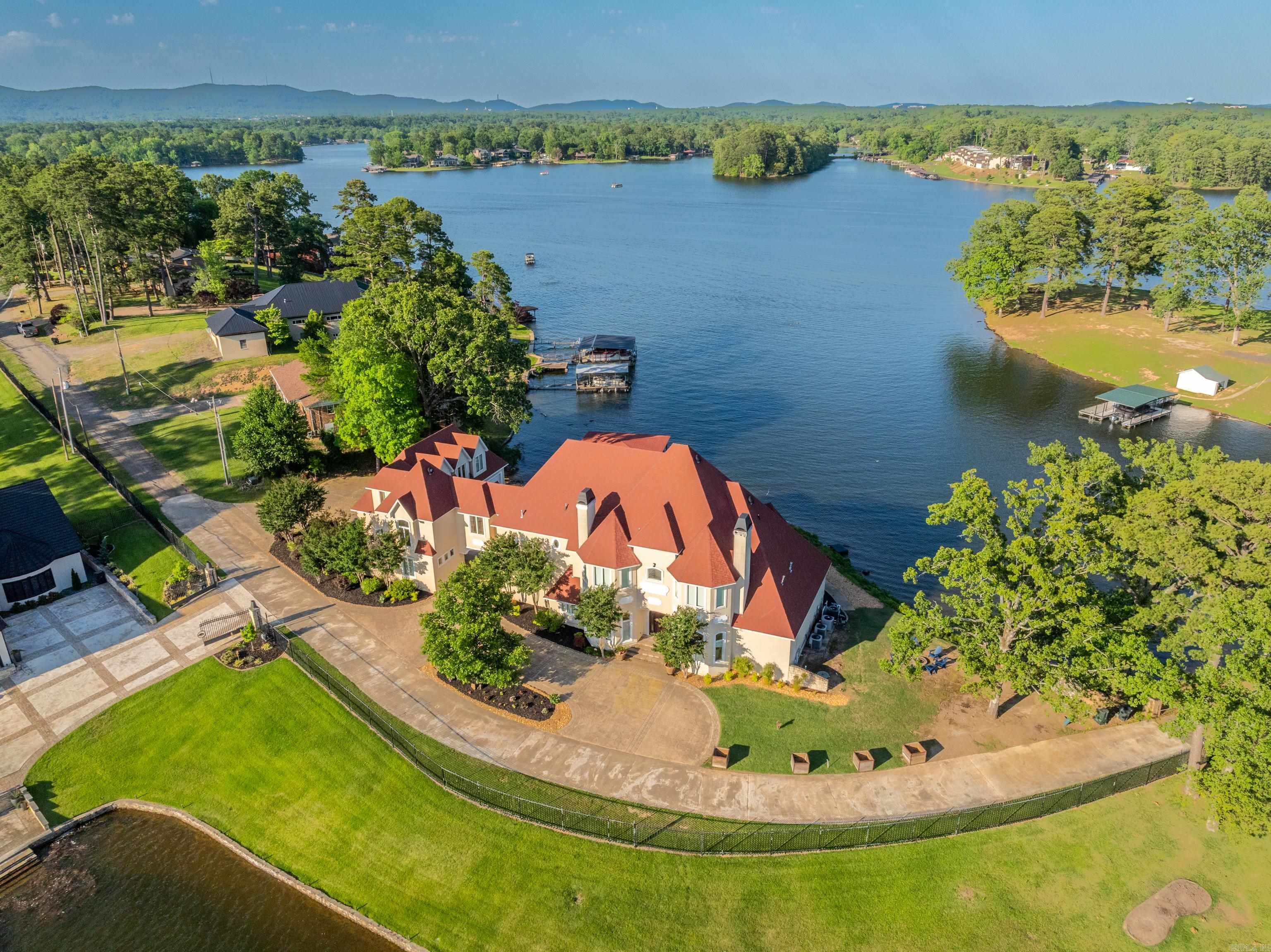 109  Roadrunner  Hot Springs, AR