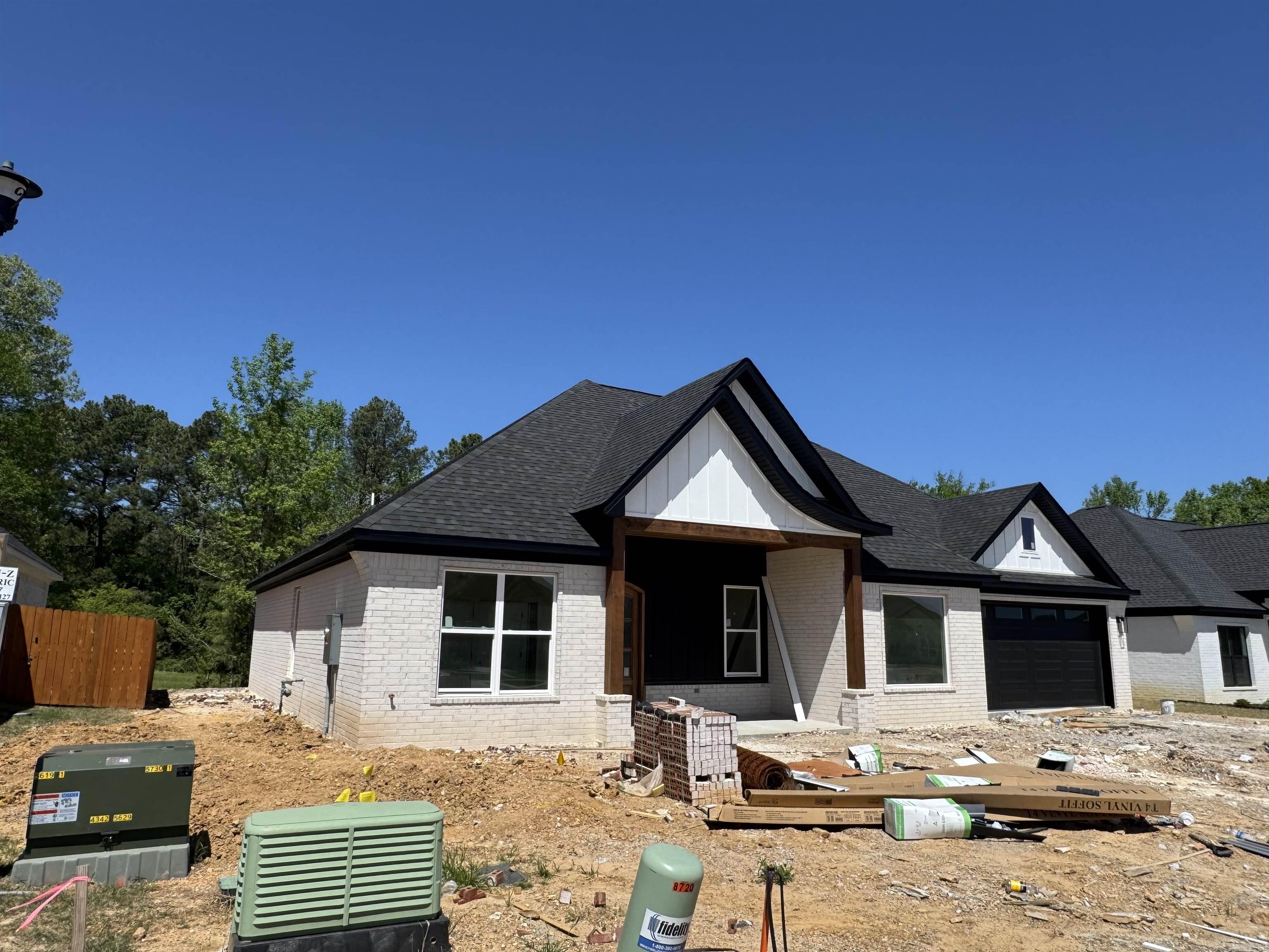 6073  Coral Ridge  Alexander, AR