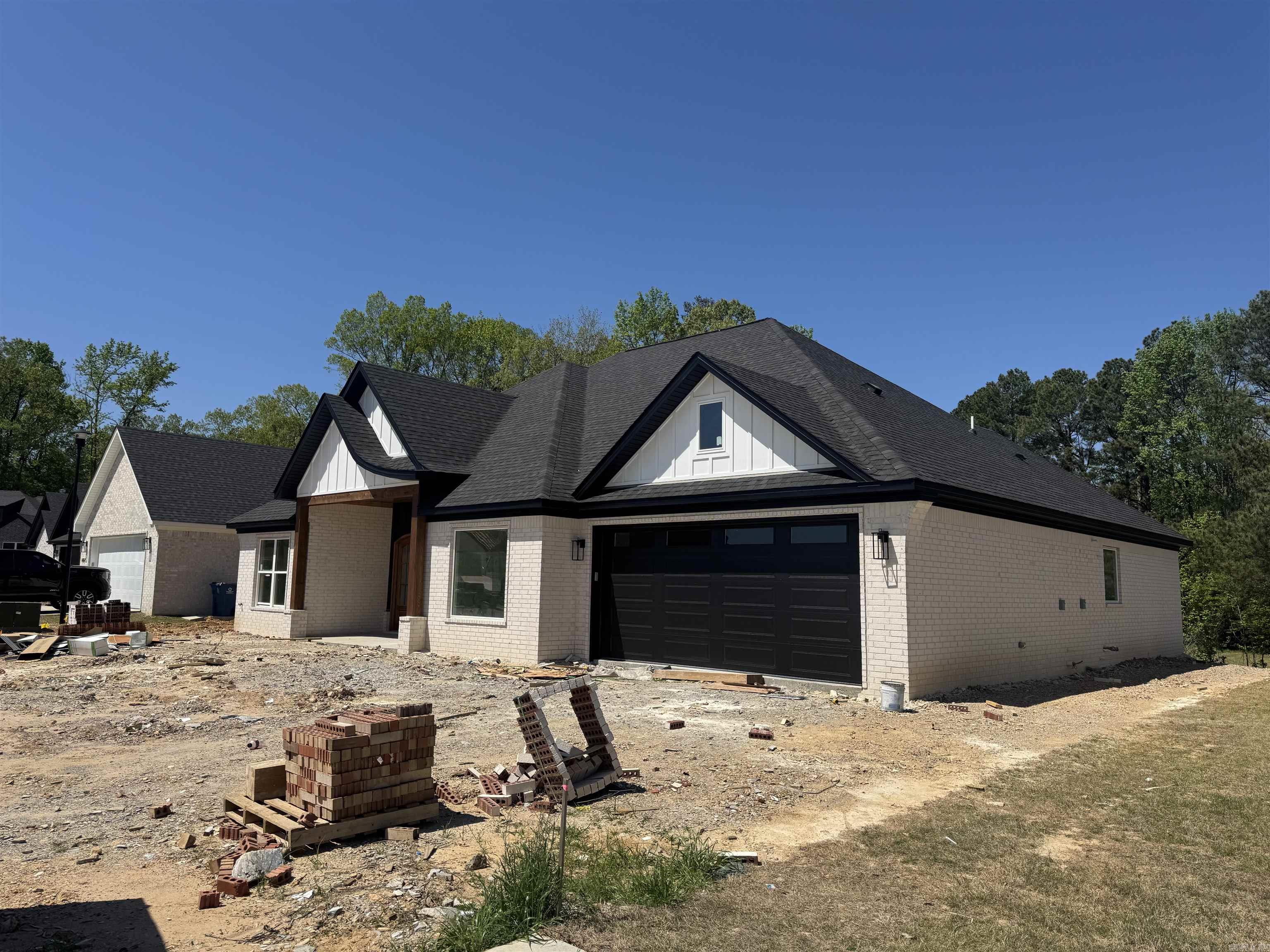 6073  Coral Ridge  Alexander, AR
