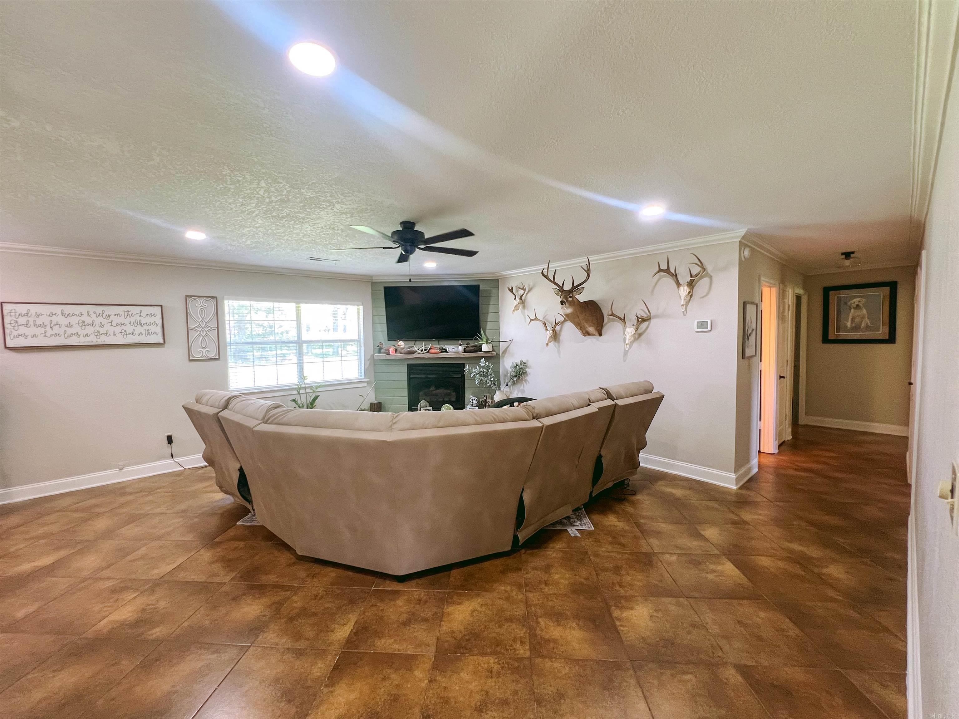 6  County Road 7415  Wynne, AR