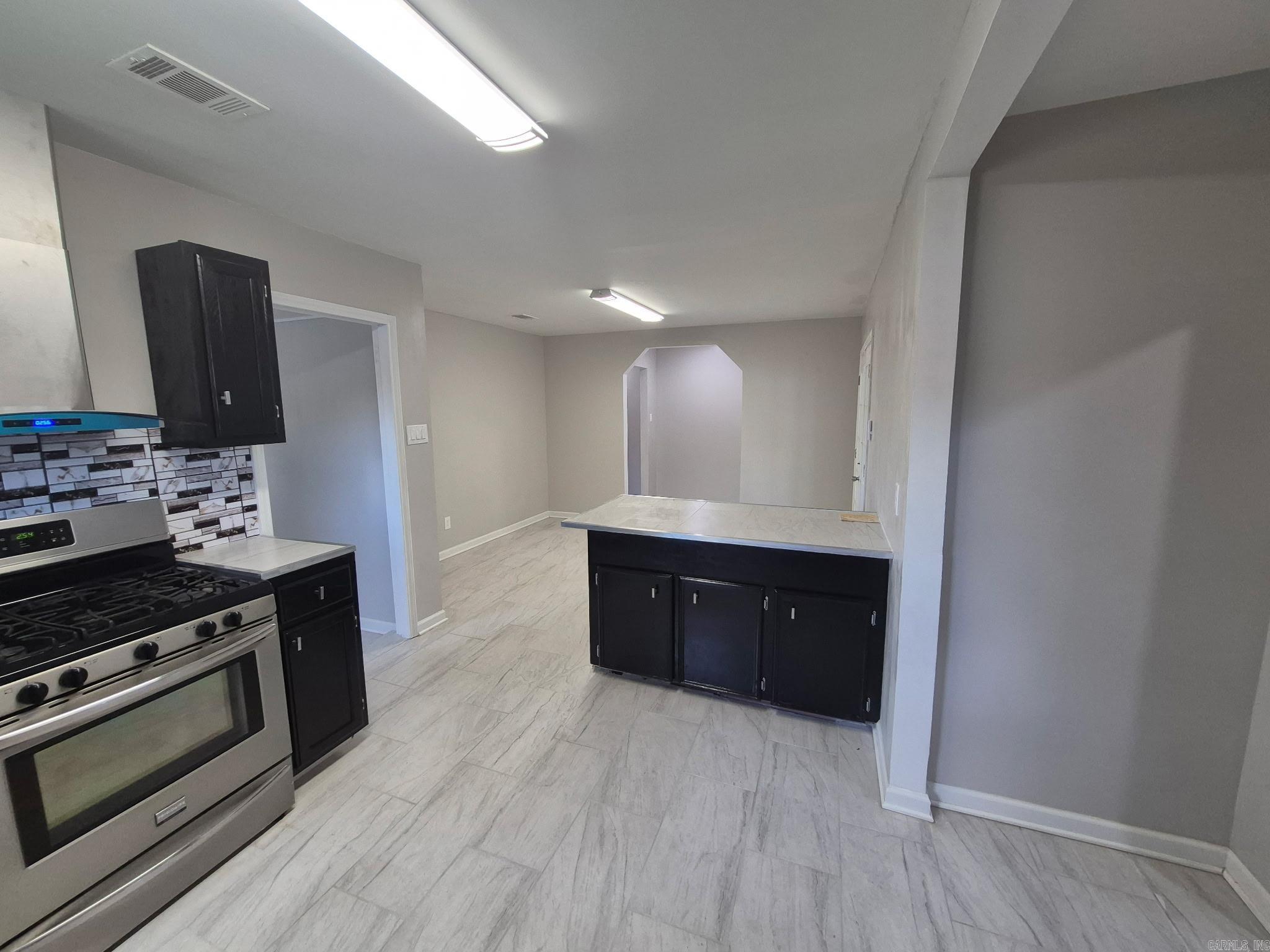 8921  CLAREMONT  Sherwood, AR