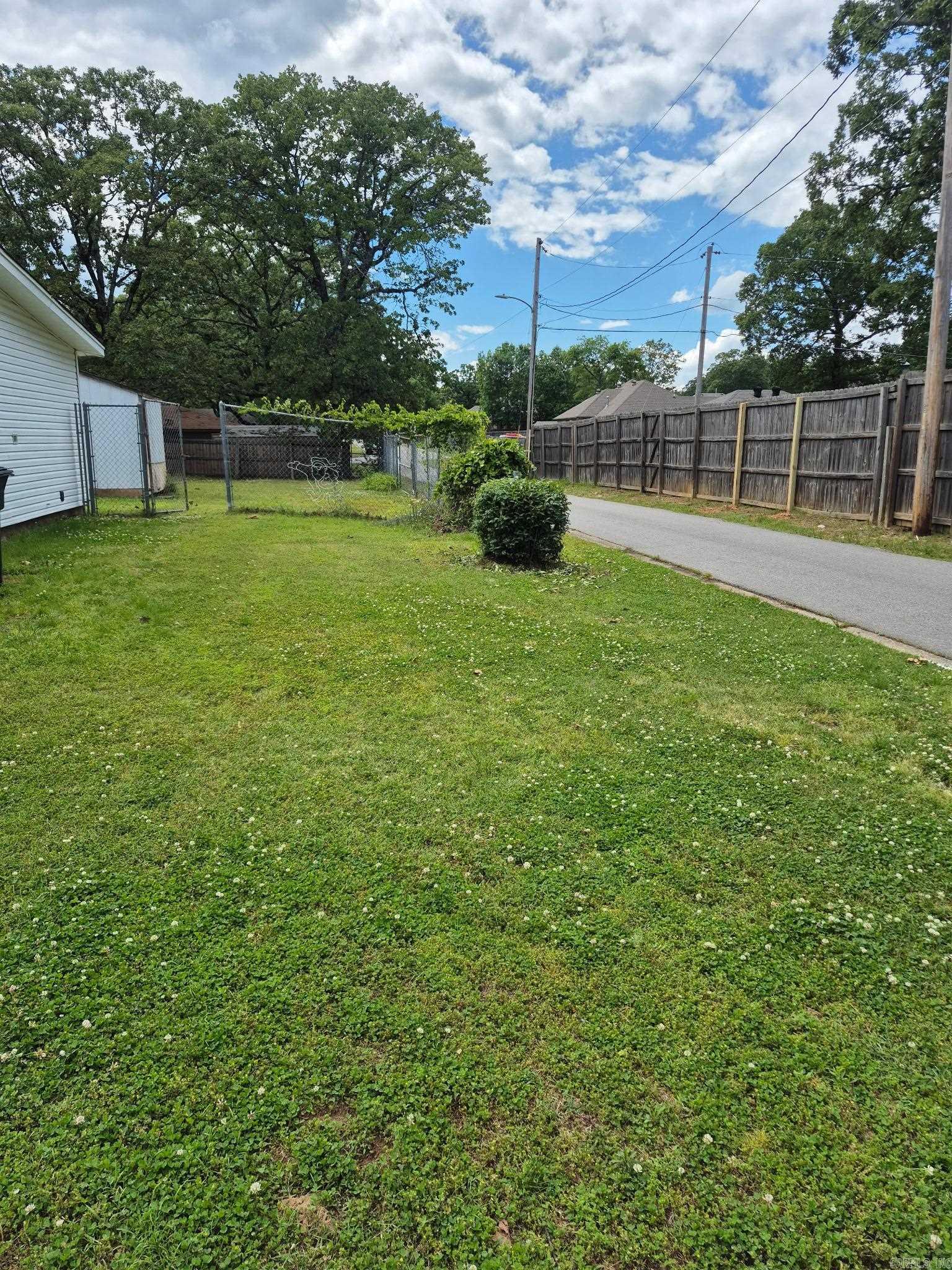 8921  CLAREMONT  Sherwood, AR