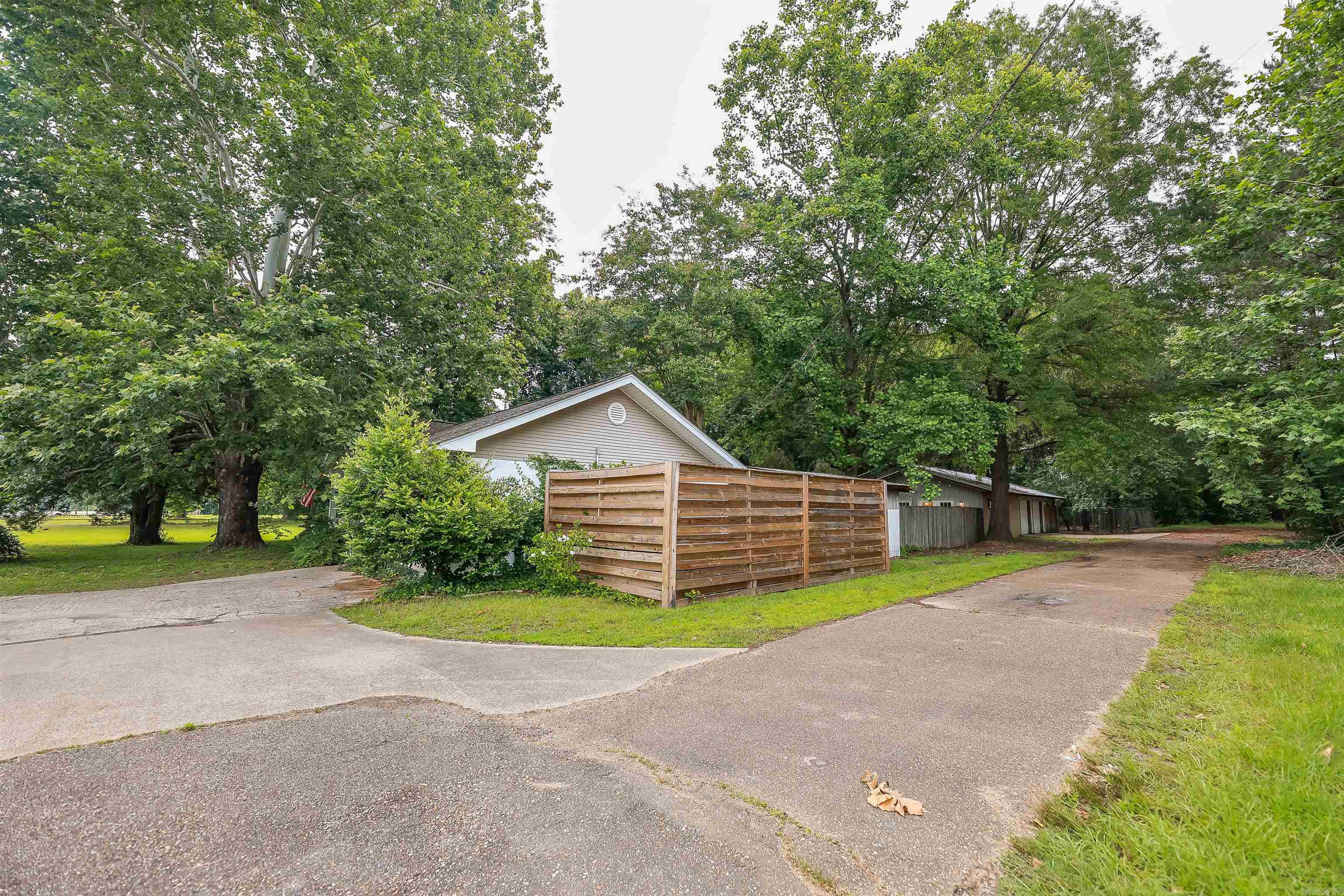 1335  California Ave  Camden, AR