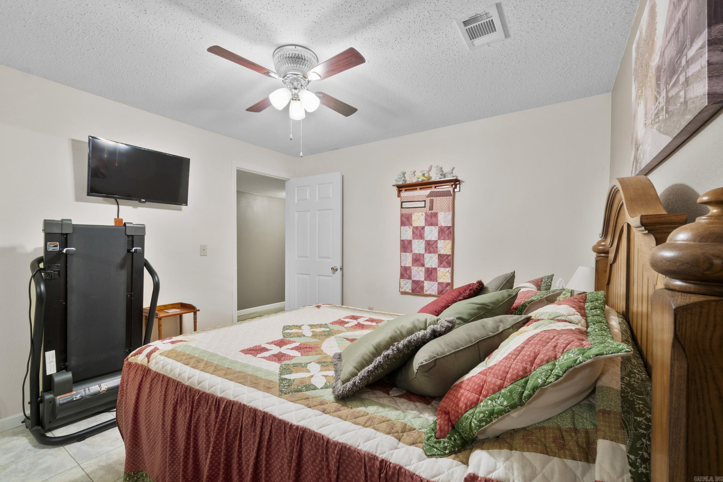 354  Crestwood DR  Heber Springs, AR
