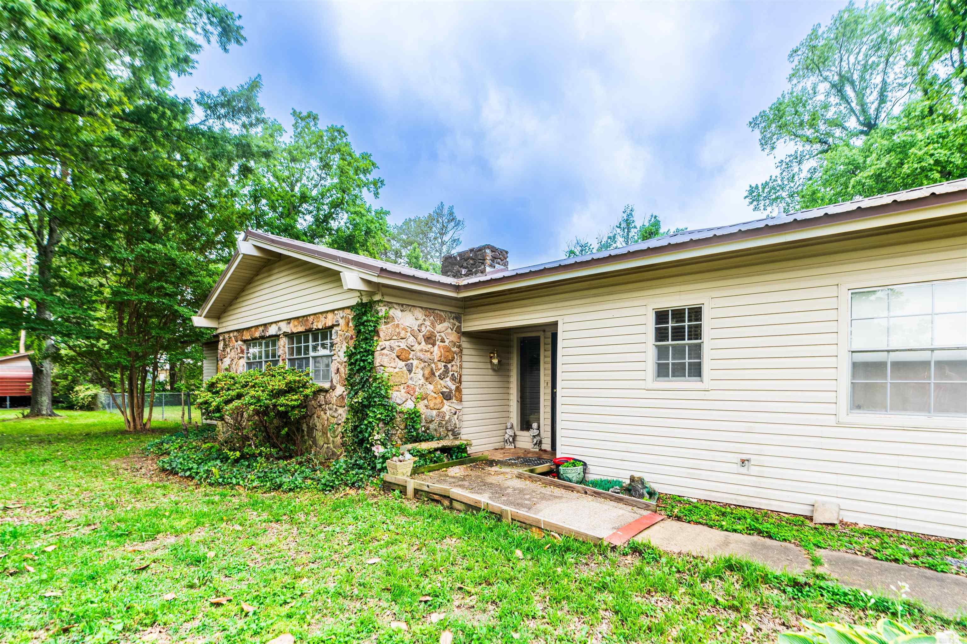 2562  Highway 1  Marianna, AR