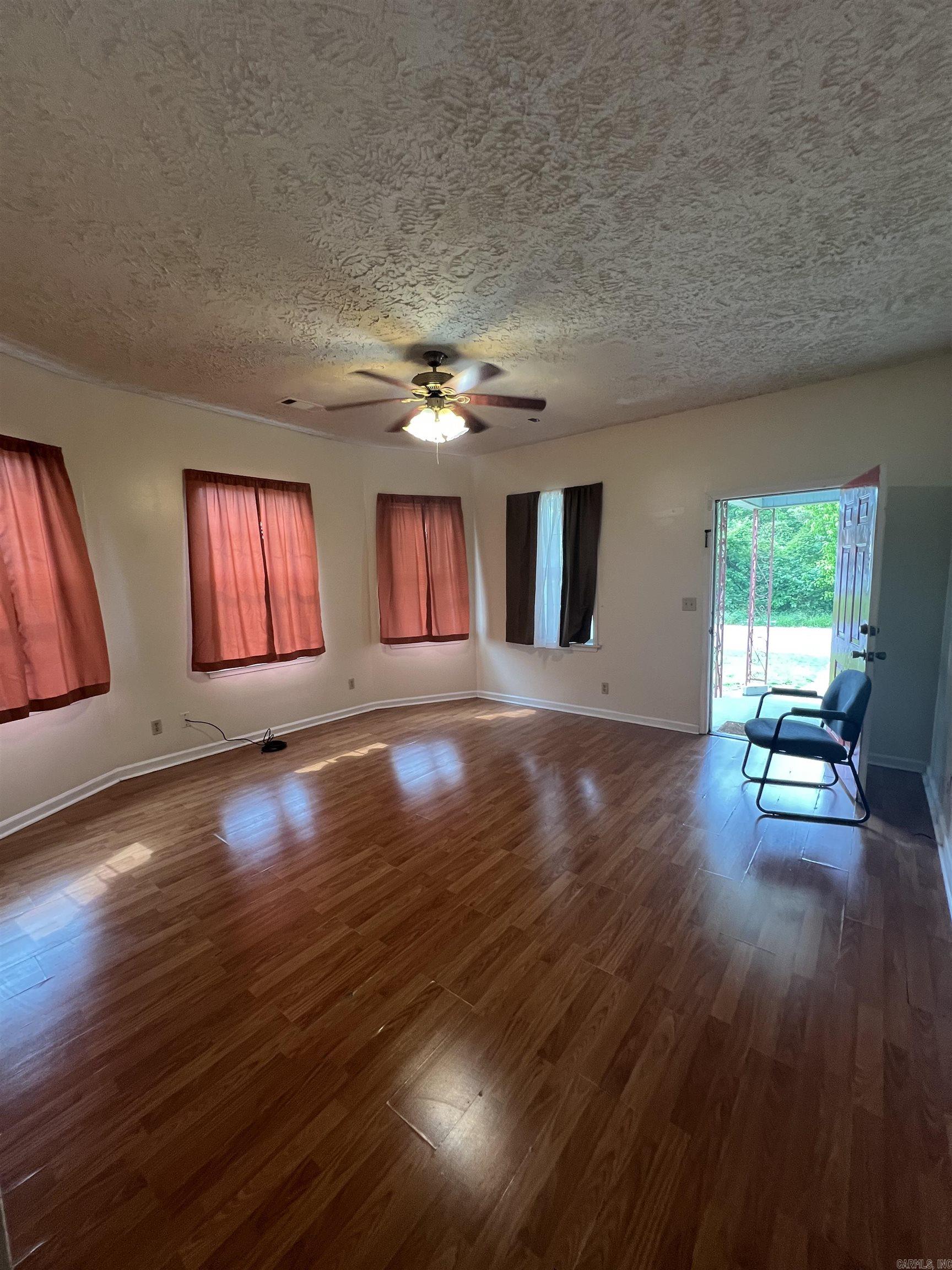 1124 E 2nd  Pine Bluff, AR