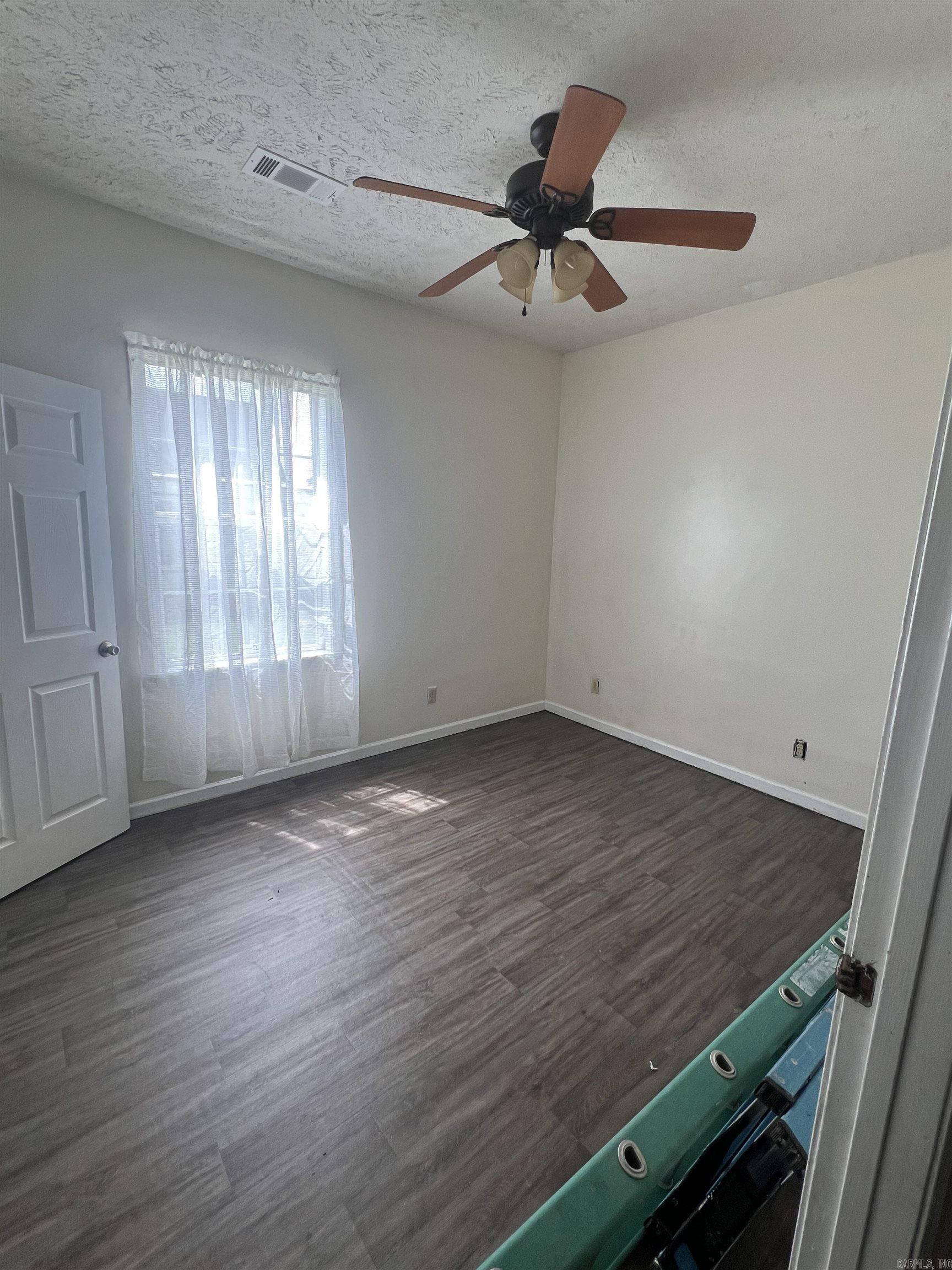 1124 E 2nd  Pine Bluff, AR