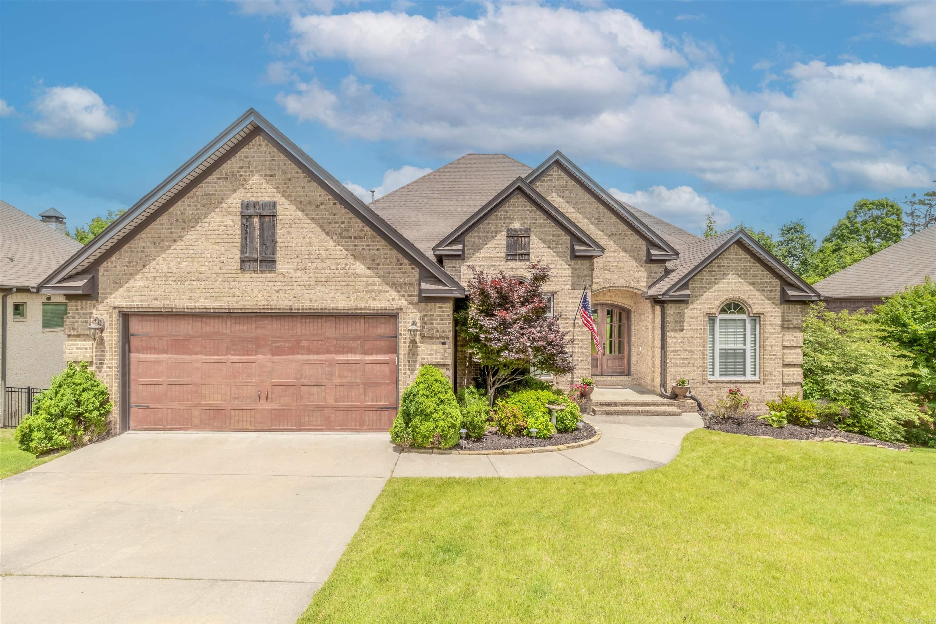 18  Winthrop Pt.  Little Rock, AR