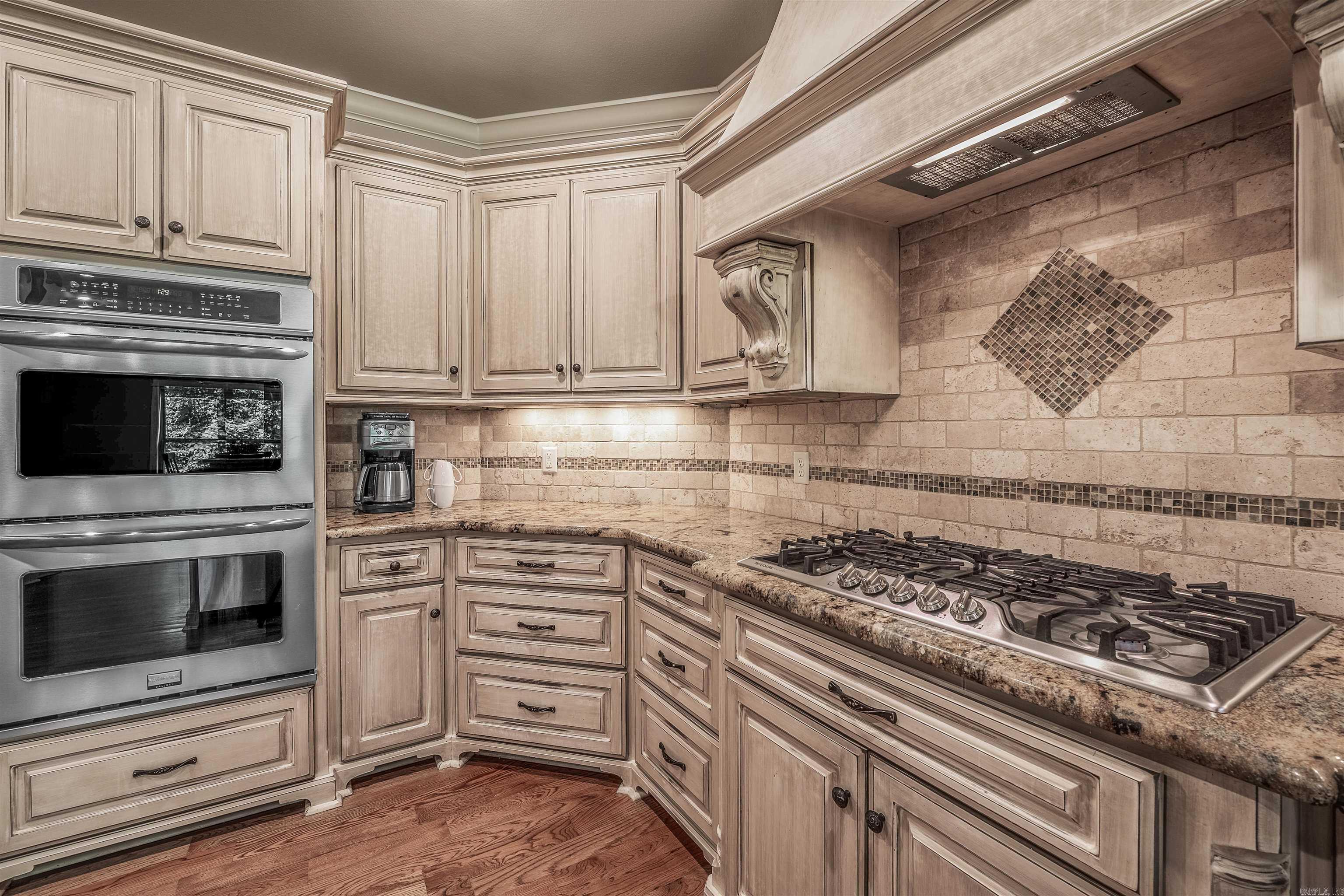 18  Winthrop Pt.  Little Rock, AR