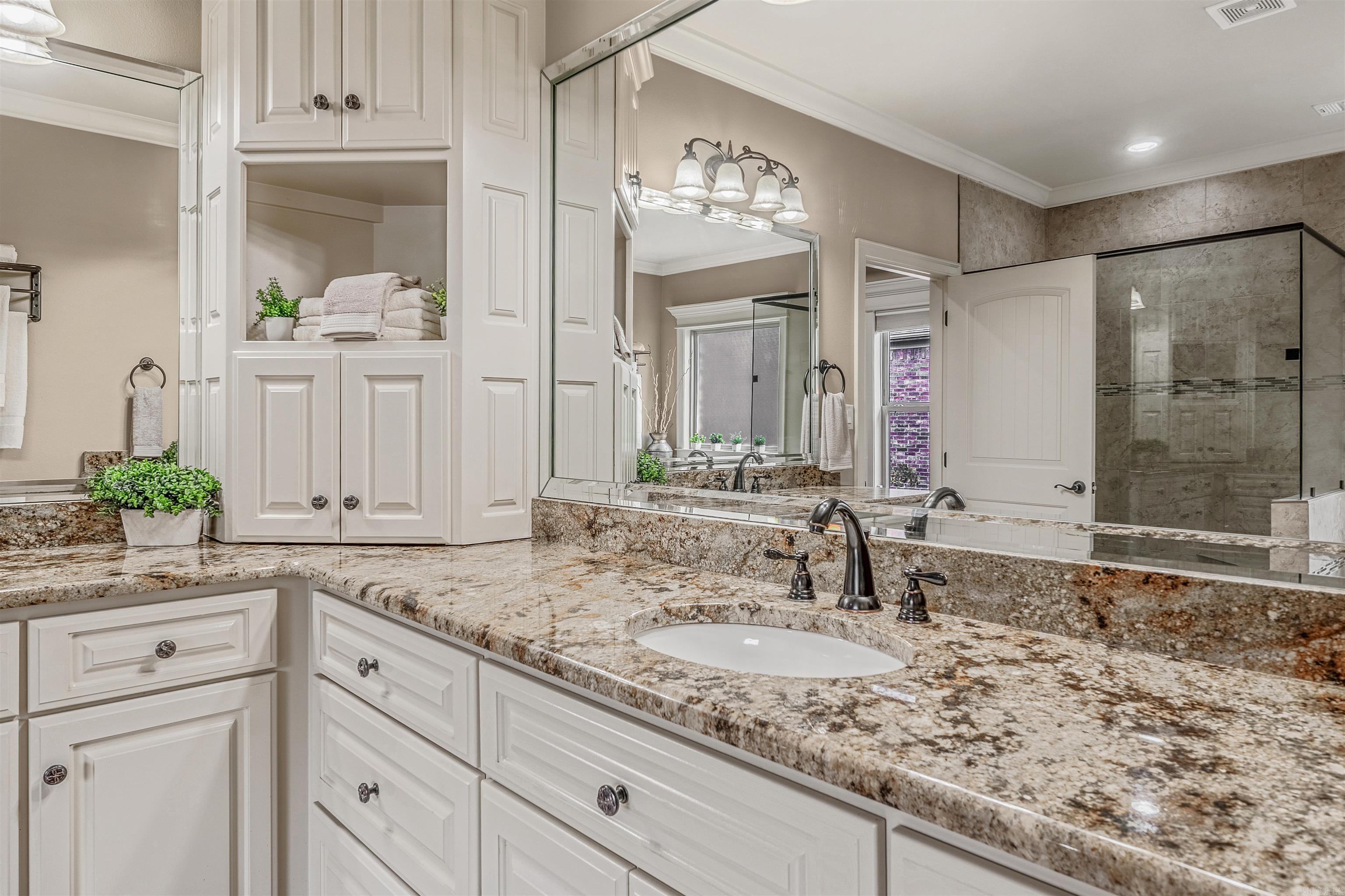 18  Winthrop Pt.  Little Rock, AR