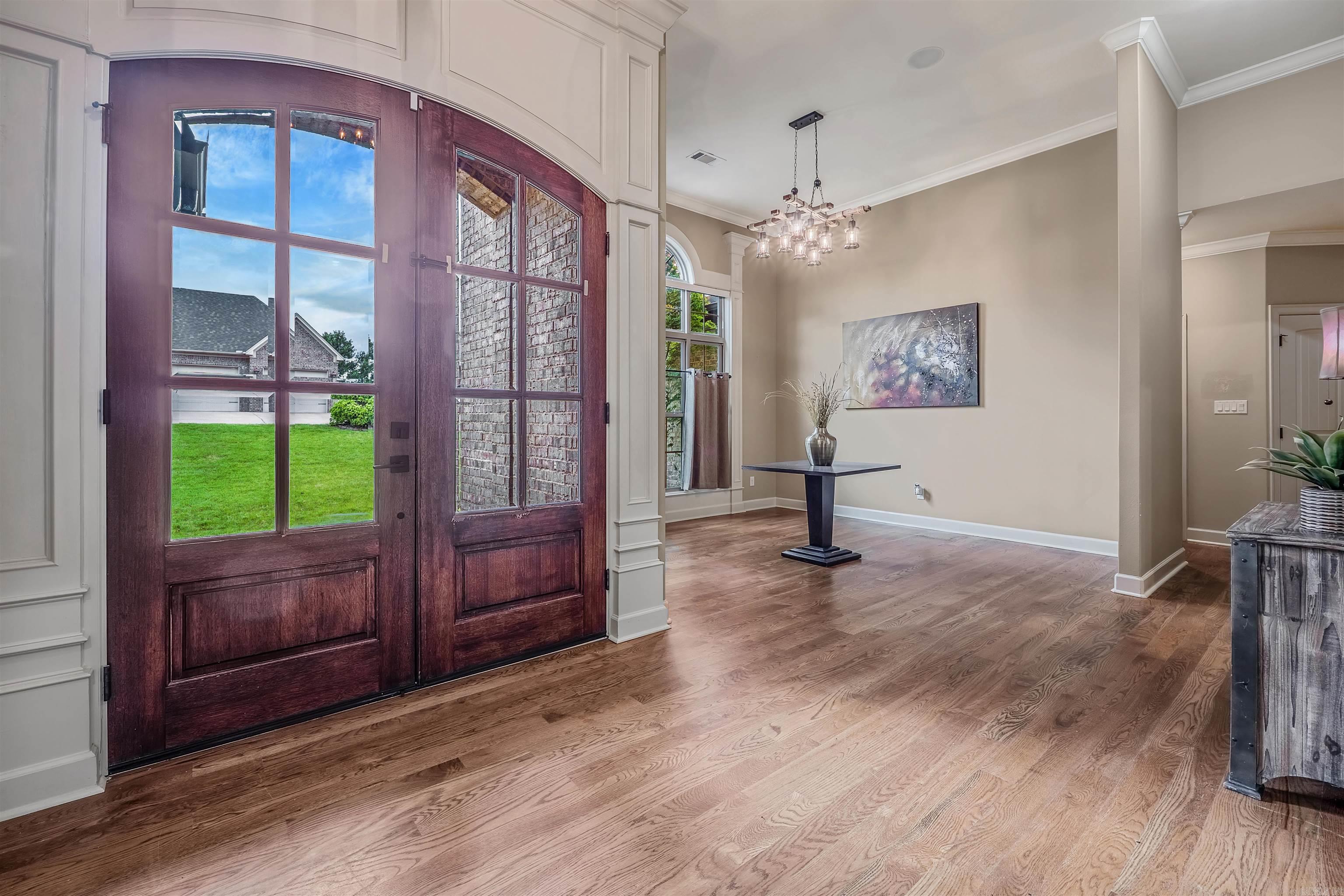 18 Winthrop Pt. Little Rock, AR 72211