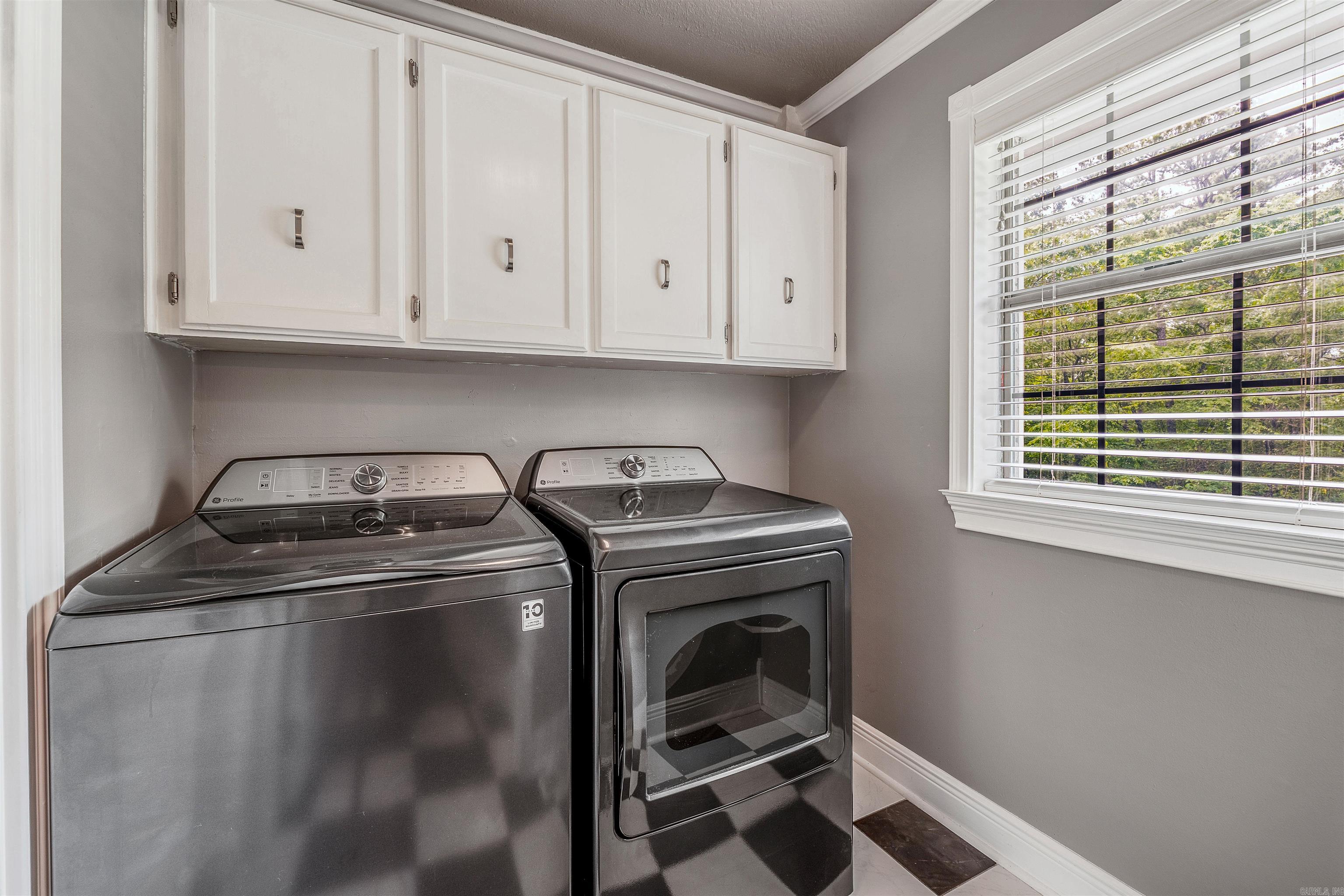 77  Stoneledge Drive  Maumelle, AR