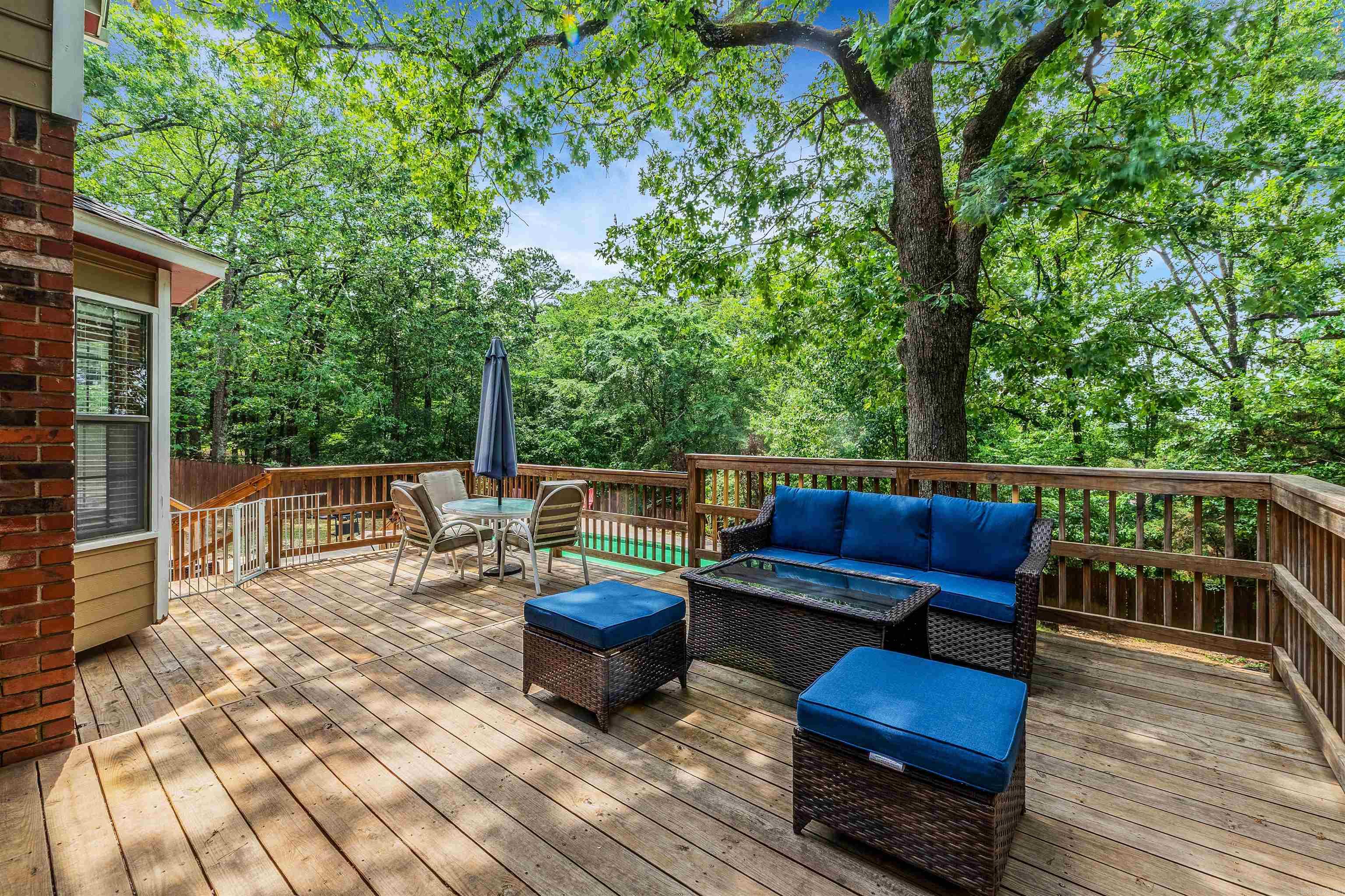 77  Stoneledge Drive  Maumelle, AR