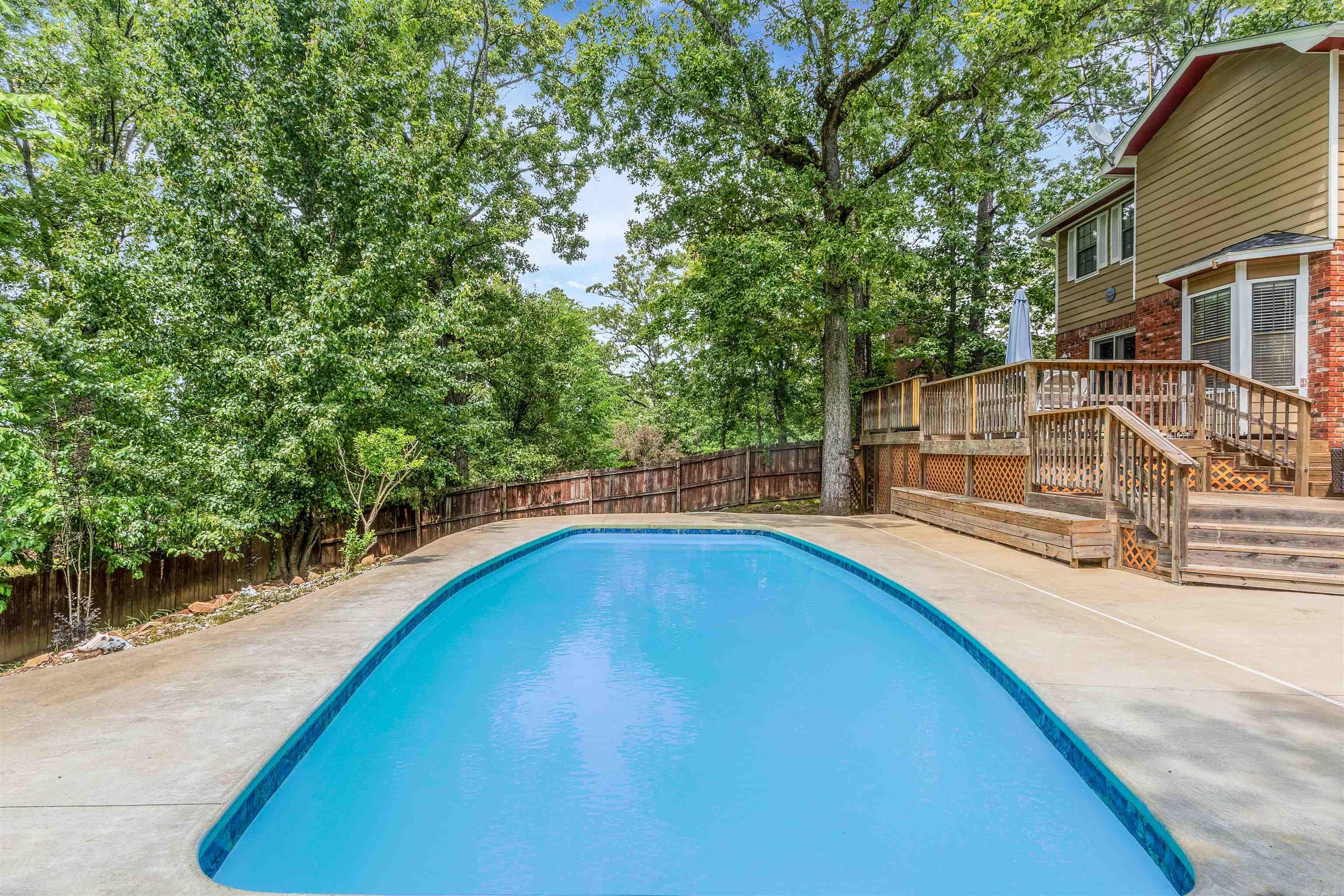 77  Stoneledge Drive  Maumelle, AR