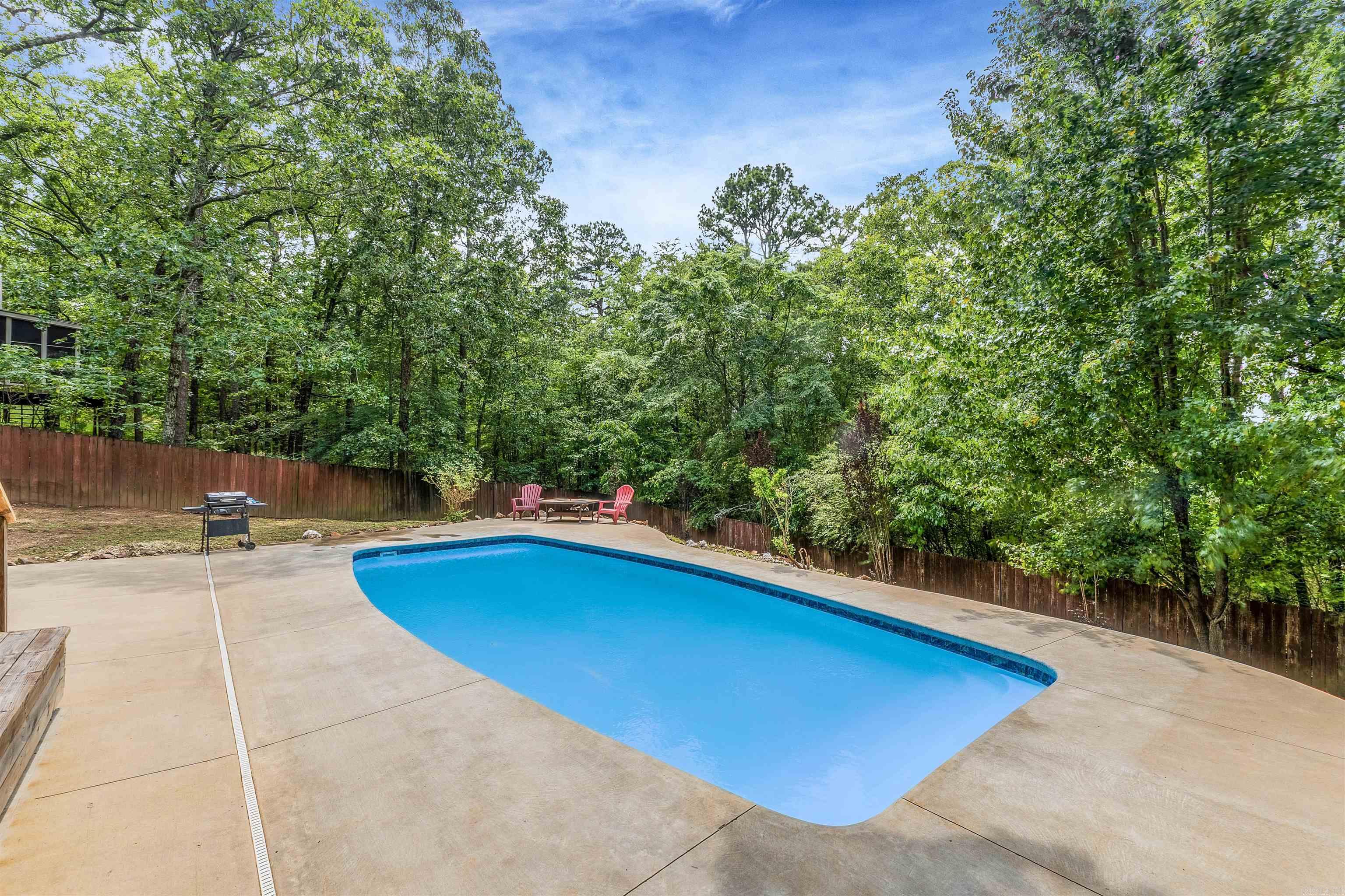 77  Stoneledge Drive  Maumelle, AR