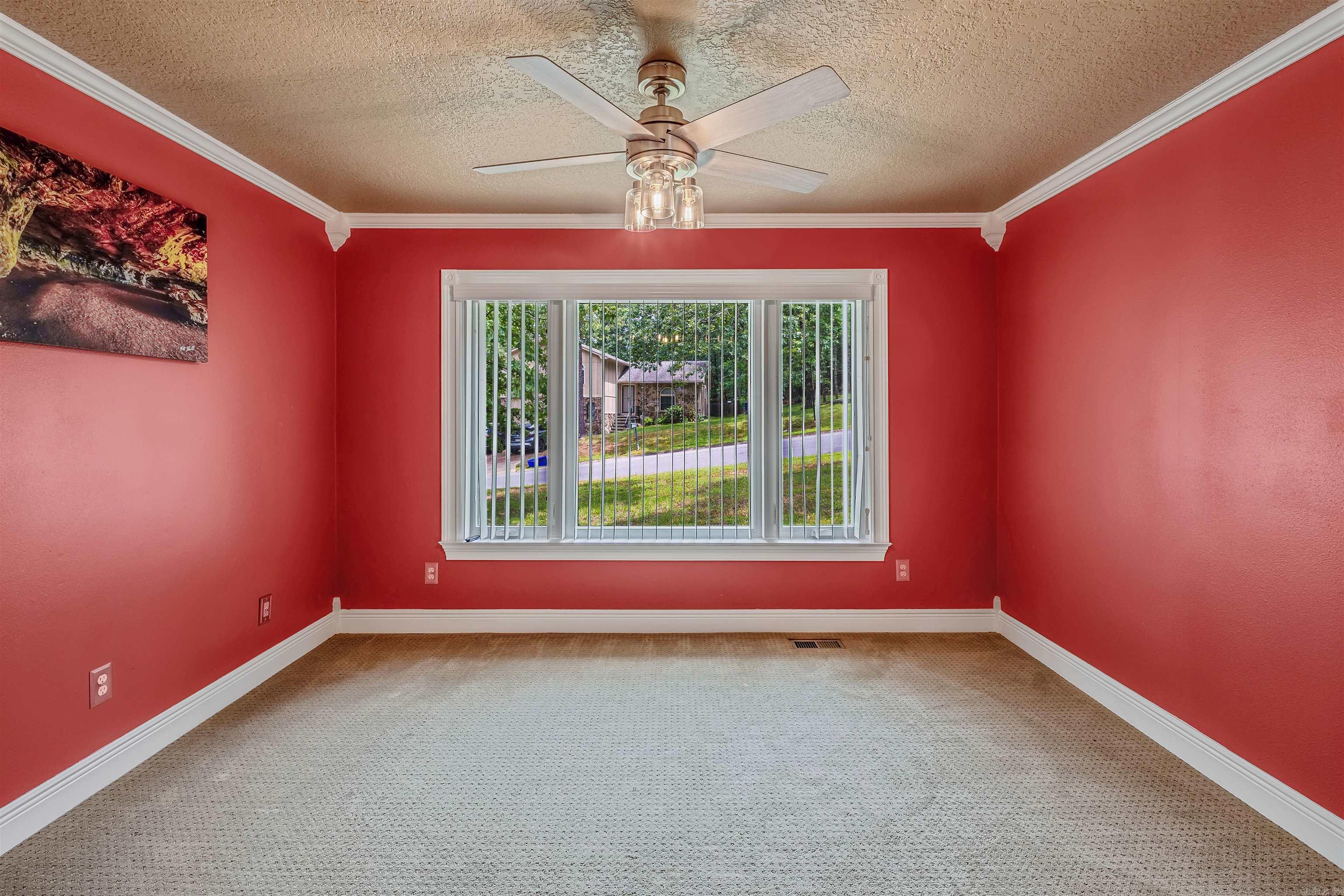 77  Stoneledge Drive  Maumelle, AR
