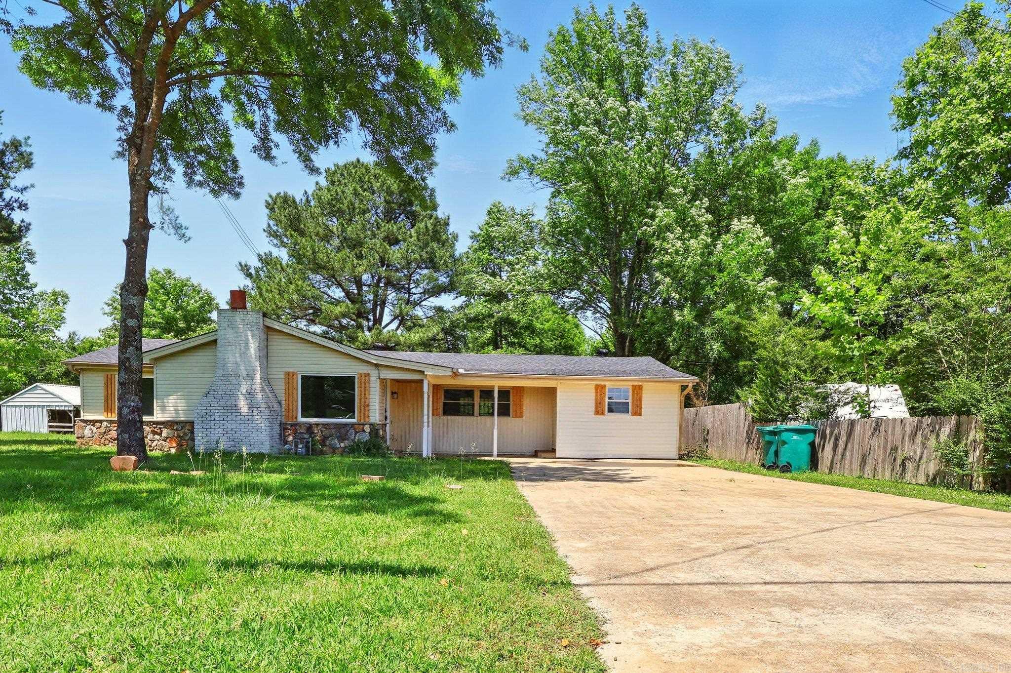 13512  Peters  Cabot, AR