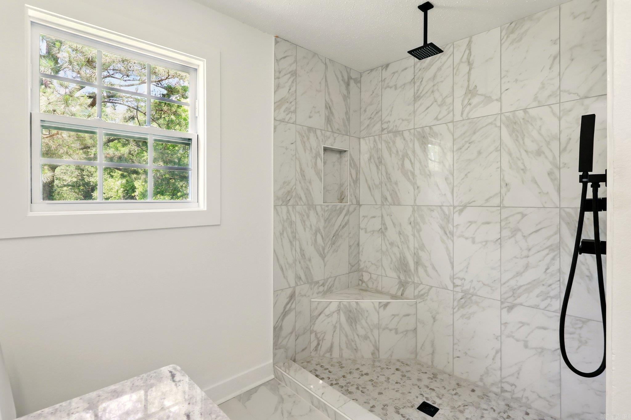 13512  Peters  Cabot, AR