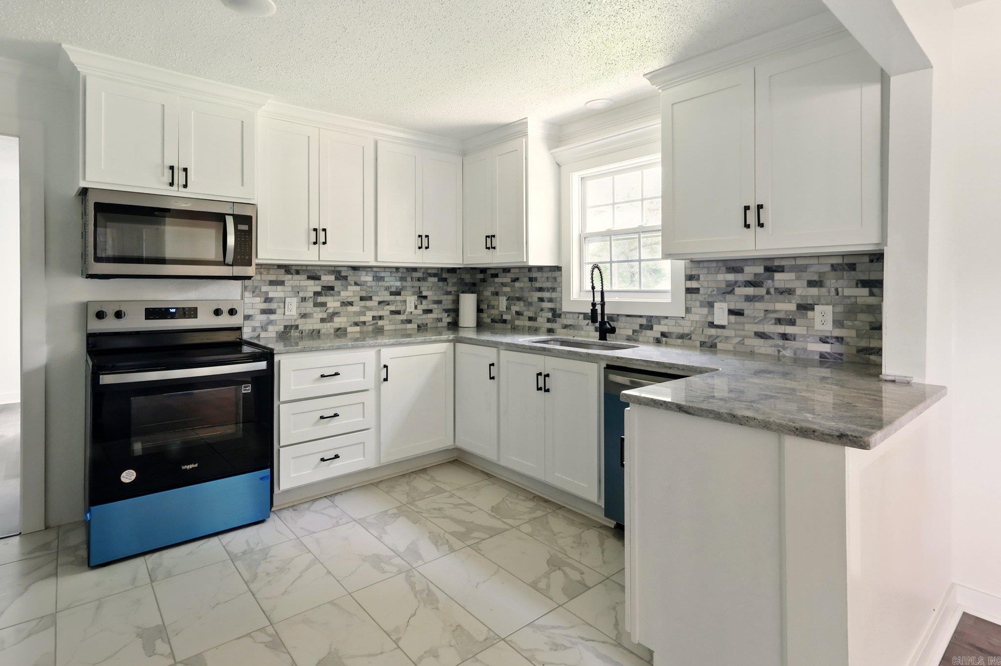 13512  Peters  Cabot, AR