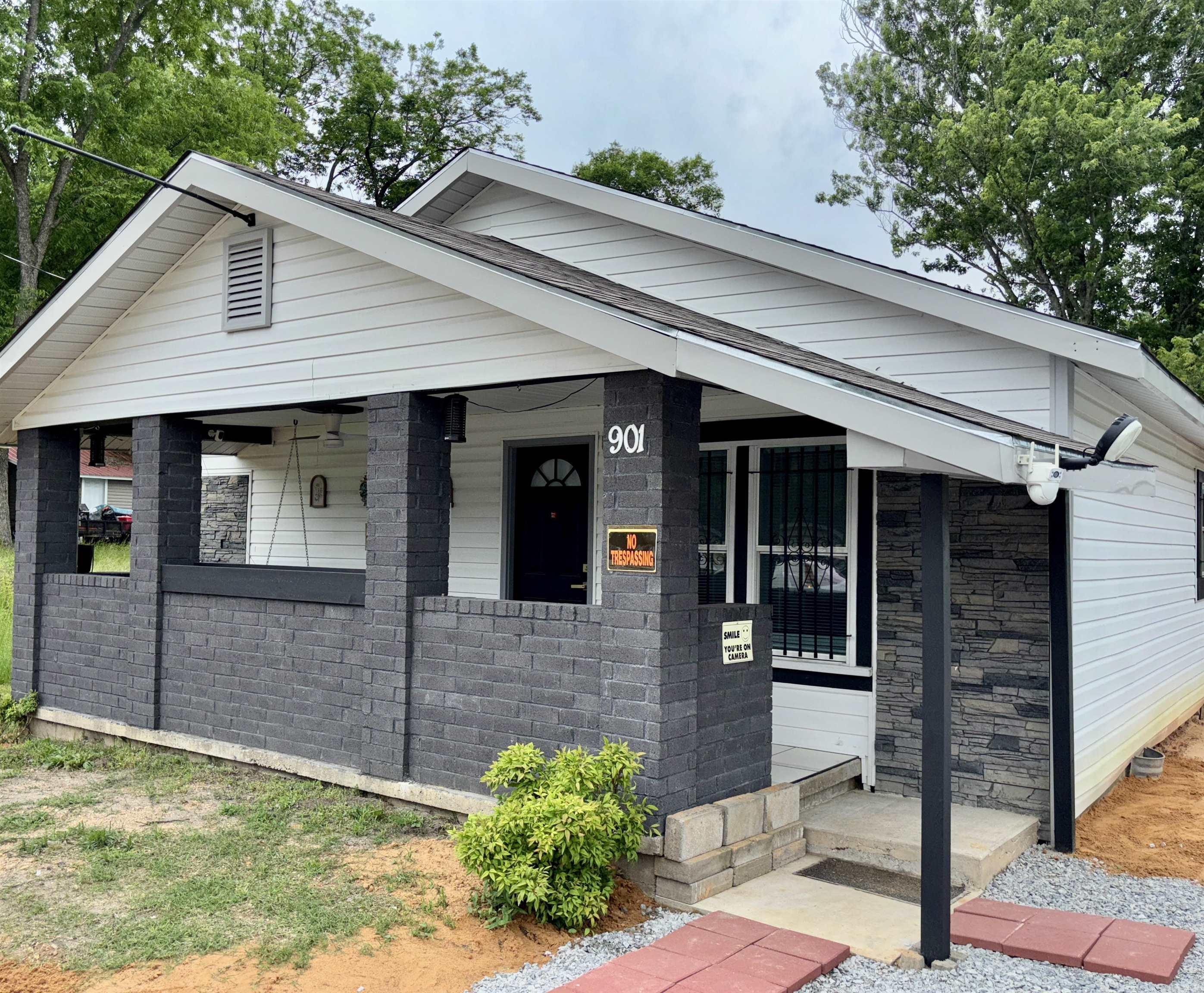 901 S Market  Benton, AR