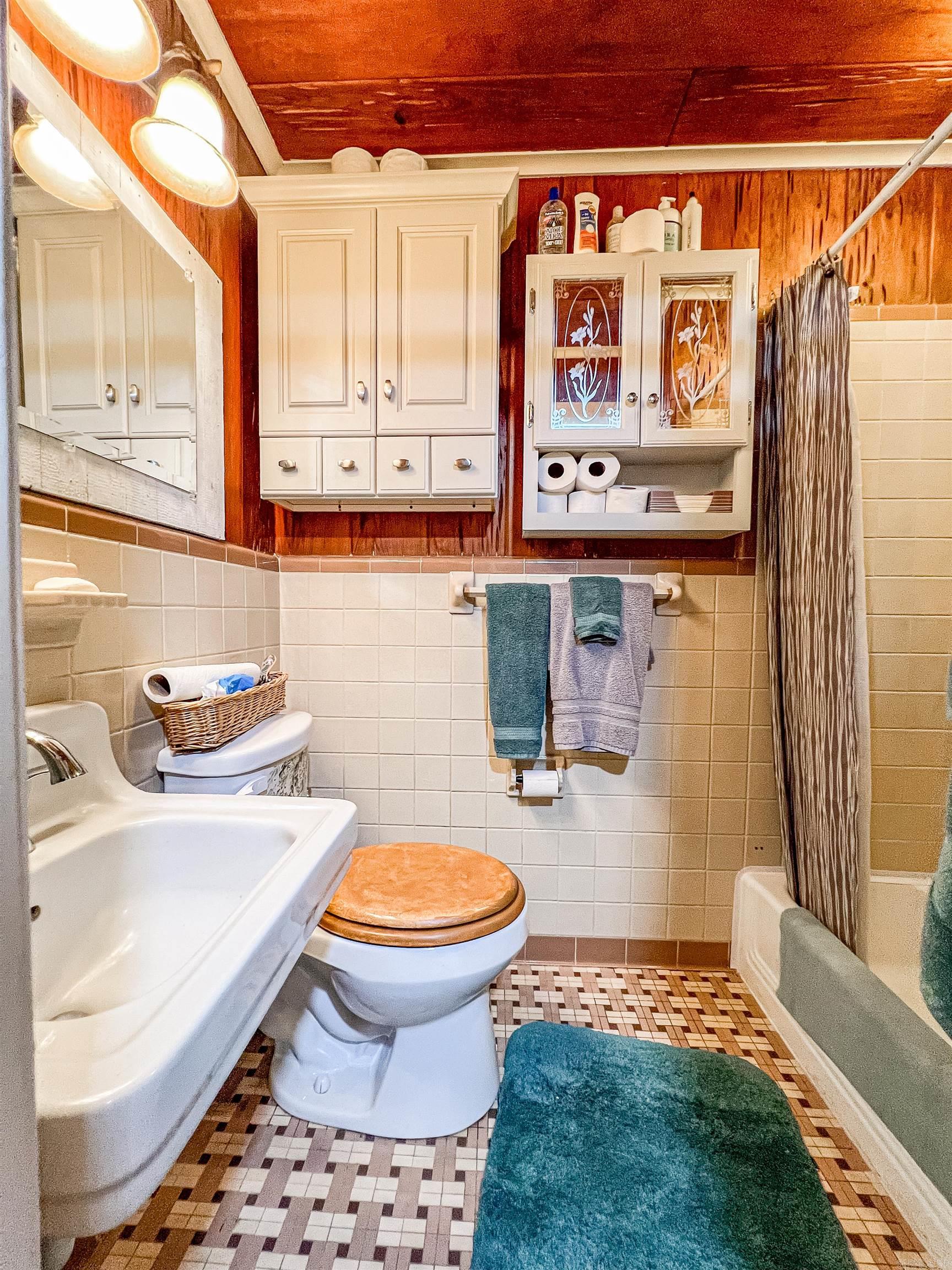 2210  Campbell  Forrest City, AR