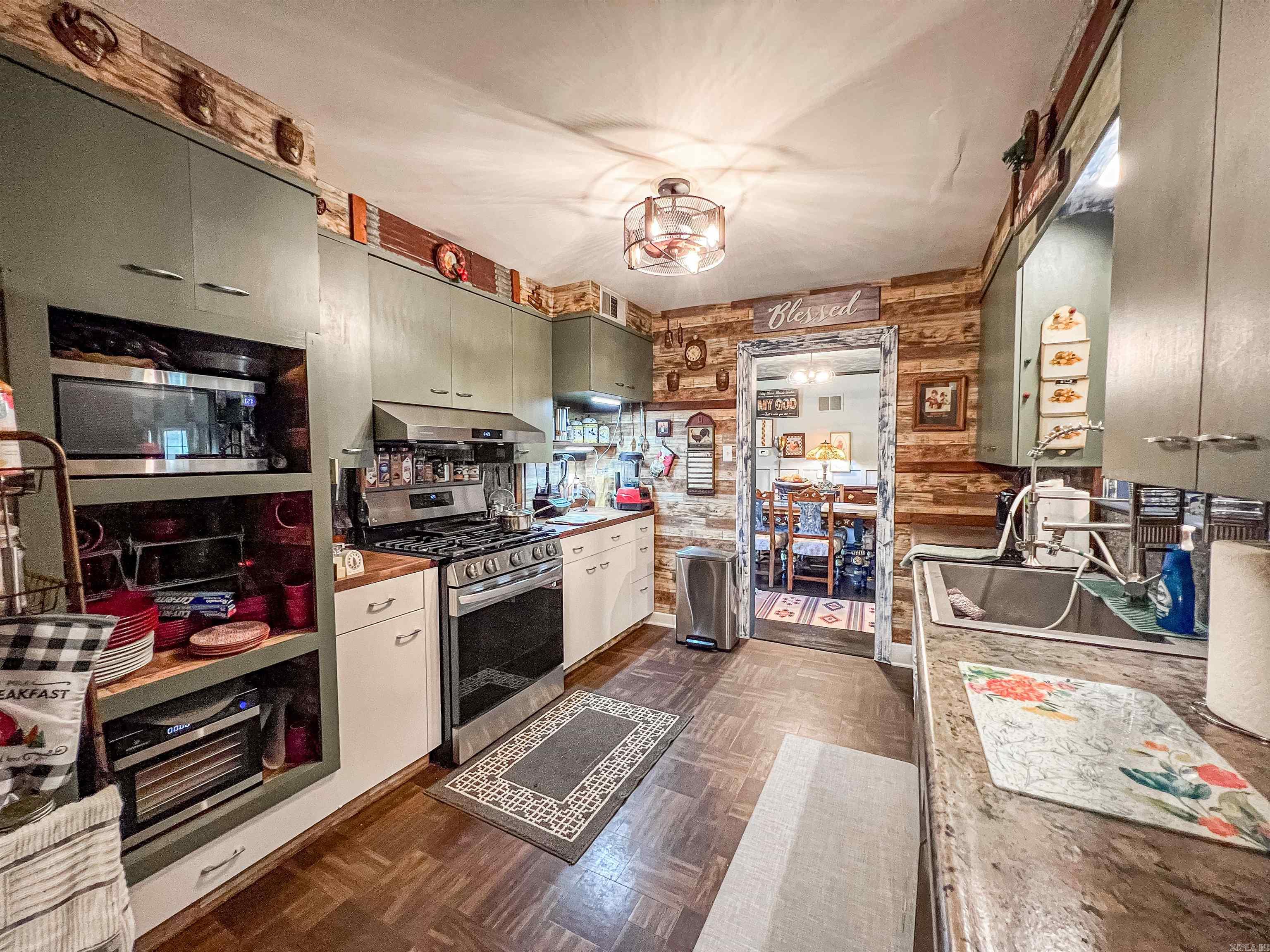 2210  Campbell  Forrest City, AR