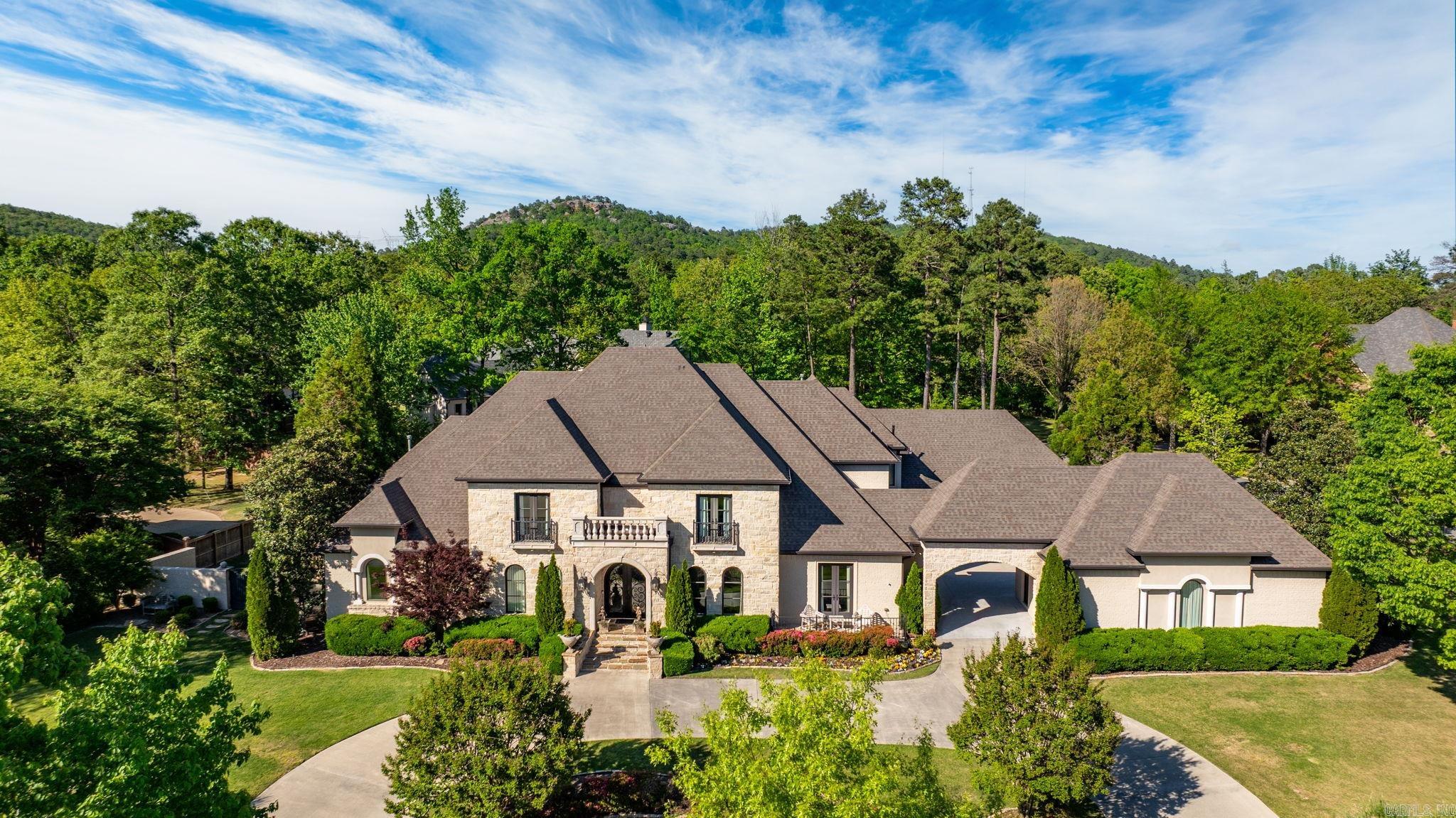 64  Sologne  Little Rock, AR