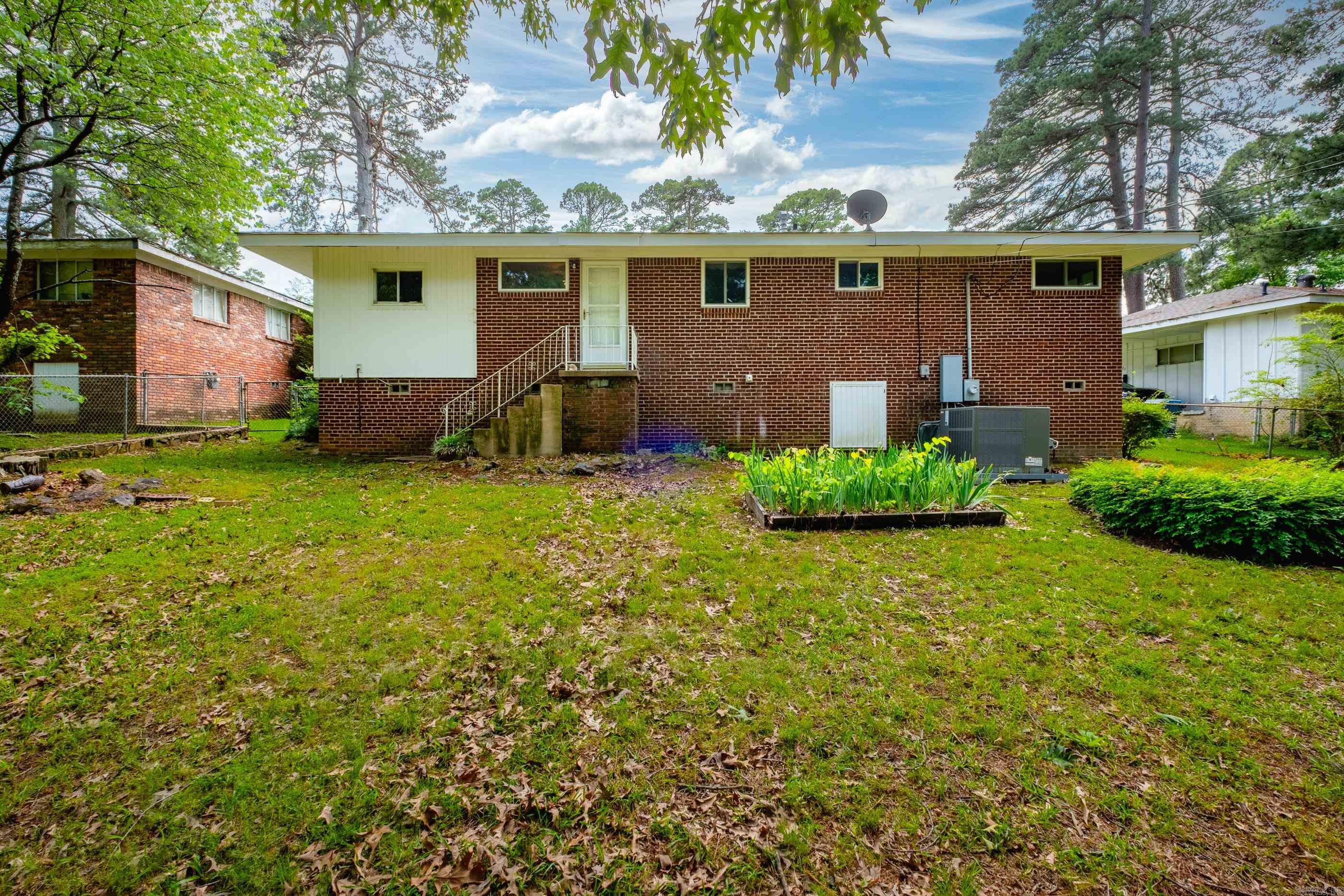 25  Barbara  Little Rock, AR
